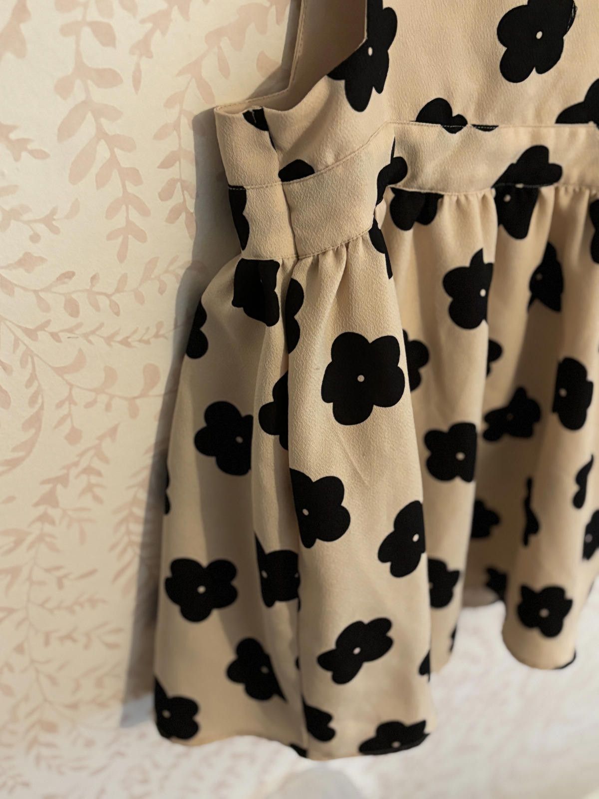 Designer NWOT One Love Chic Floral Print Dress Size S / US 4 / IT 40 - 4 Thumbnail