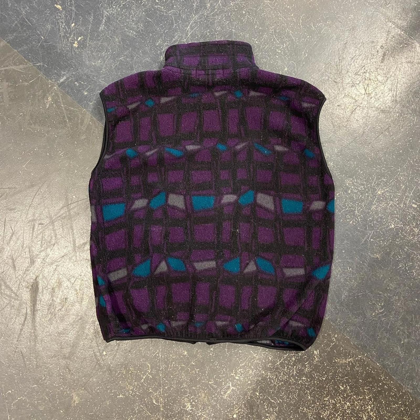 Vintage 90s Purple Aztec Fleece Vest Size US L / EU 52-54 / 3 - 3 Thumbnail