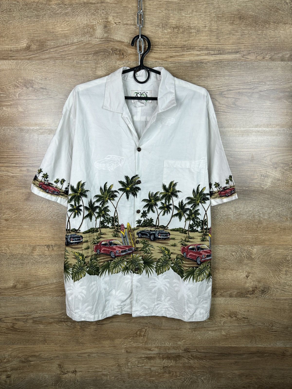 Vintage Mens Vintage Hawaiian Shirts crazy button up USA Size US L / EU 52-54 / 3 - 1 Thumbnail