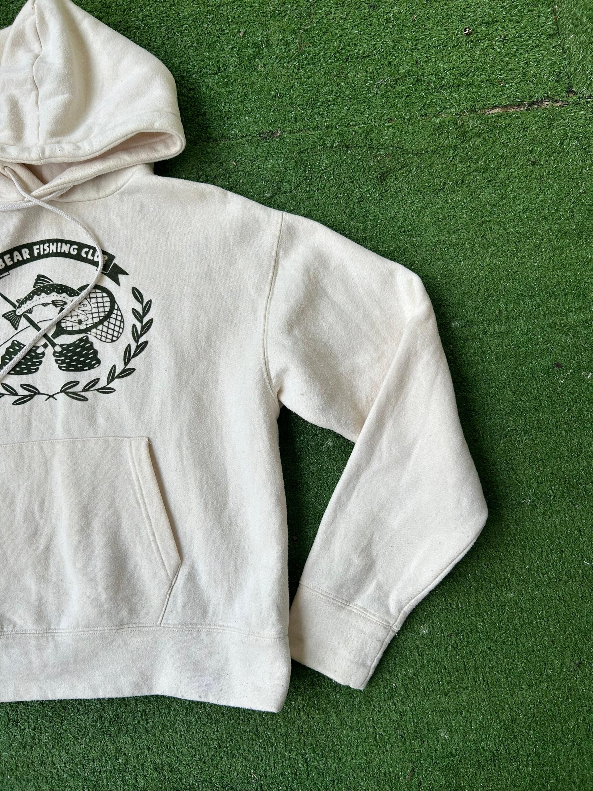 Vintage Vintage Bear Fishing Club Crop Top Hoodie Size US M / EU 48-50 / 2 - 5 Thumbnail