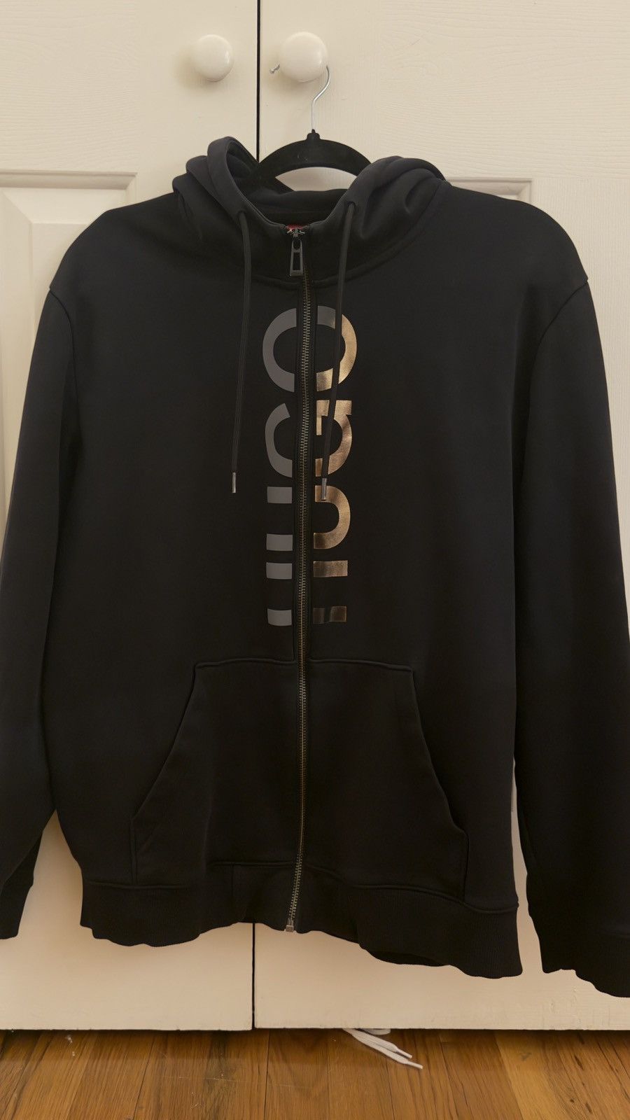 Hugo HUGO black logo split zipup Size US M / EU 48-50 / 2 - 1 Thumbnail