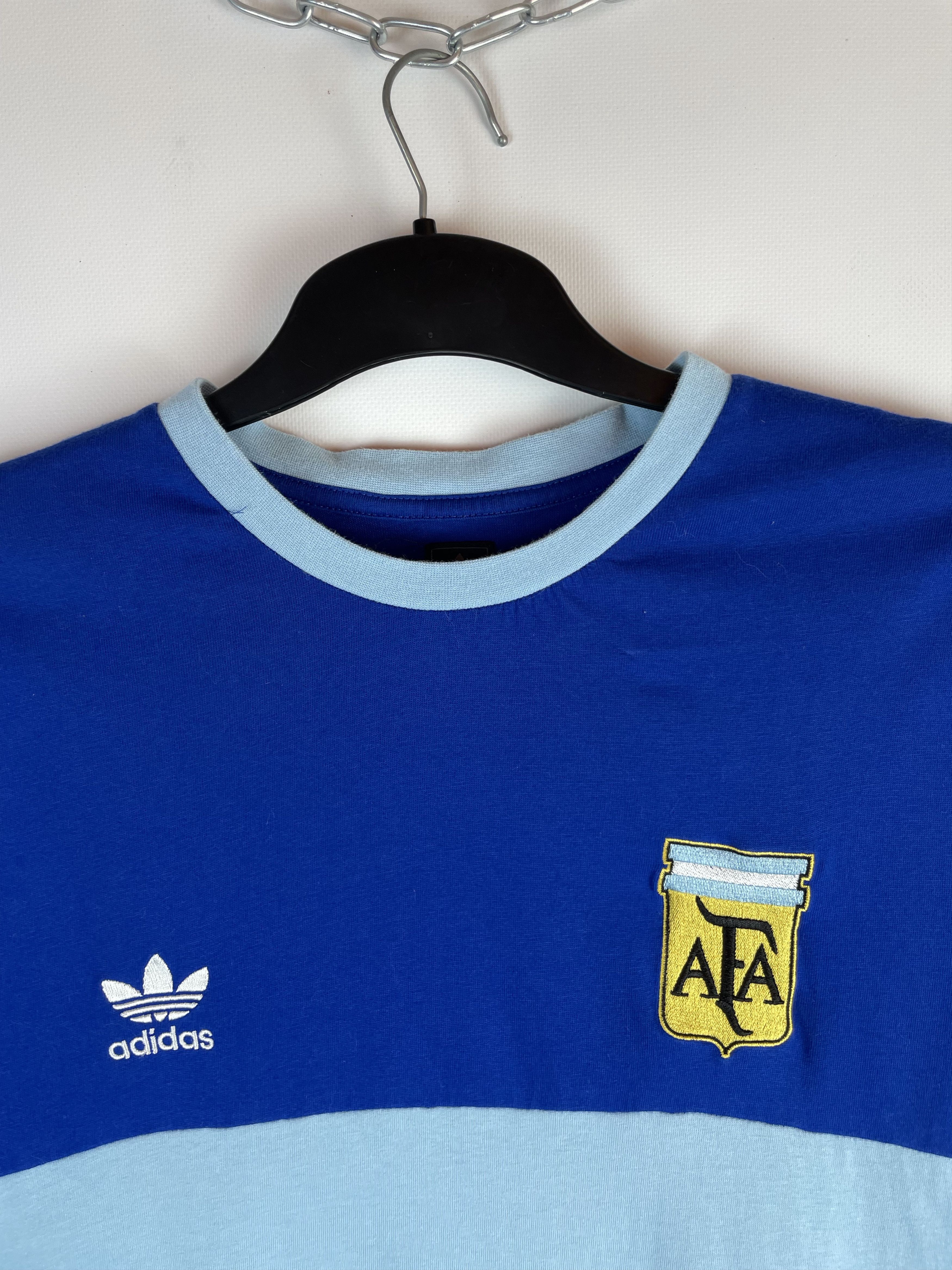 Adidas Vintage adidas Argentina jersey tee Size US L / EU 52-54 / 3 - 4 Thumbnail