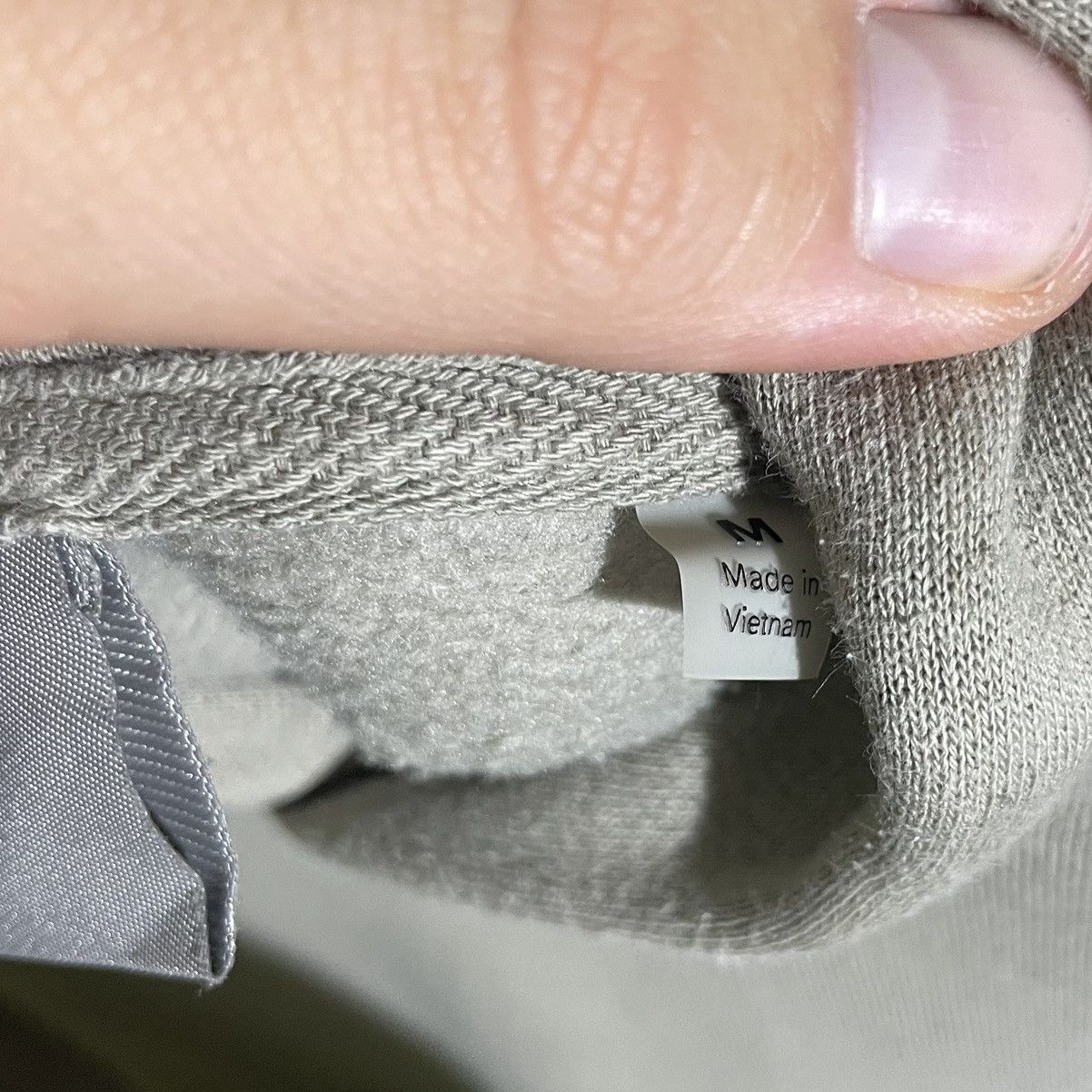 Fear of God Essentials Fear Of God Big Logo Olive Hoodie Streetwear Rare Size US M / EU 48-50 / 2 - 14 Thumbnail