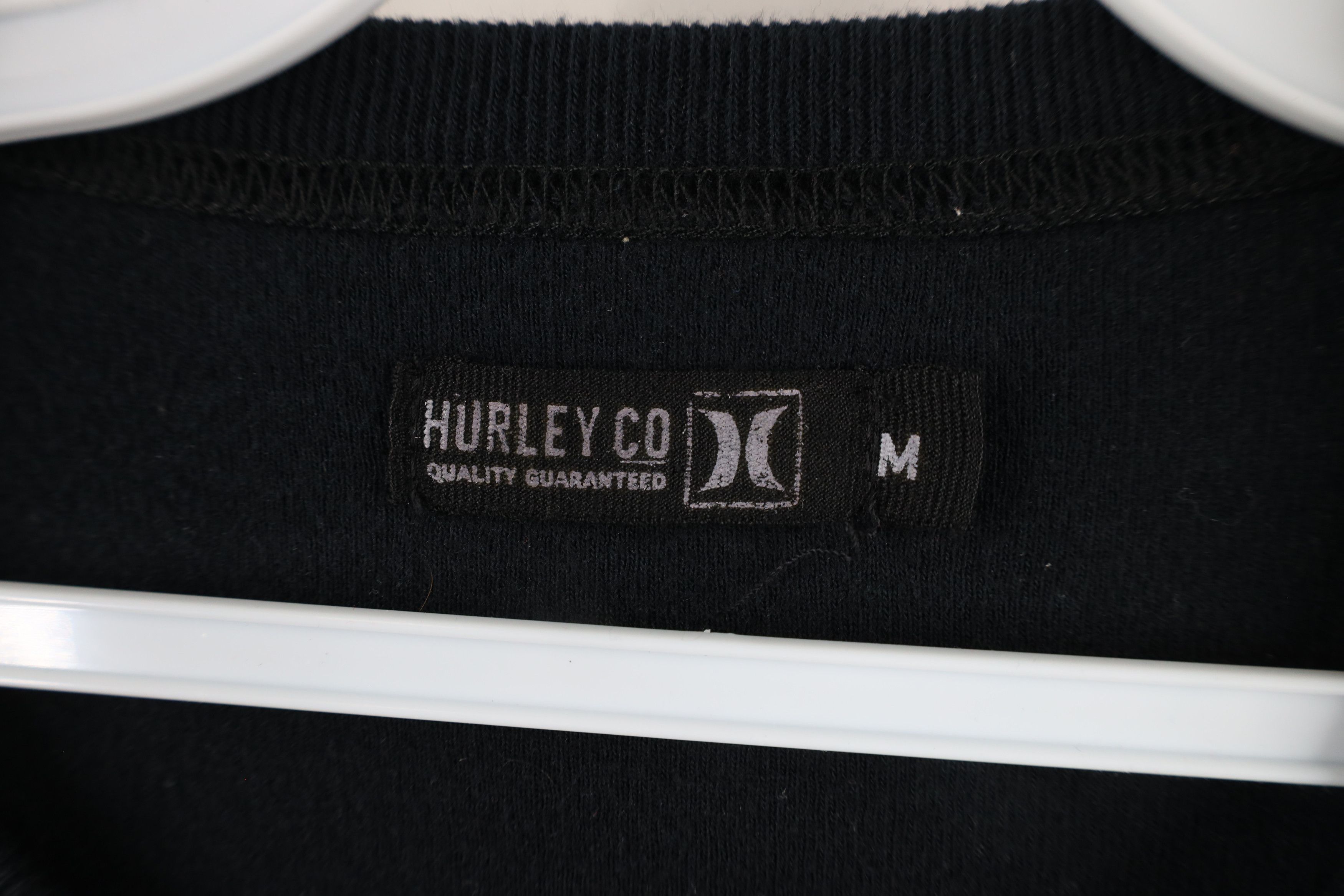 Hurley × Vintage Vintage Hurley International Surfing Waffle Knit T-Shirt Size US M / EU 48-50 / 2 - 6 Thumbnail