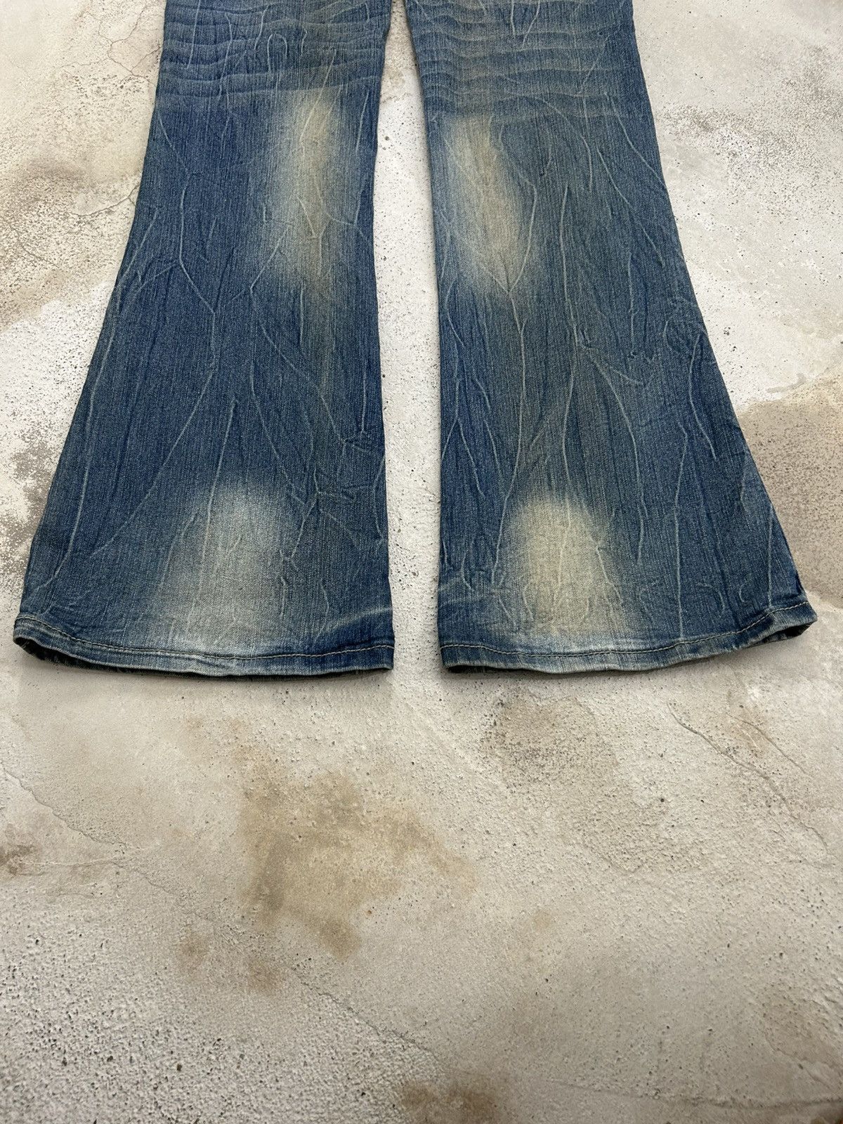 If Six Was Nine Flare Bongo Denim Japan Mud Washed Distress Emblishh Clawn Size US 31 - 10 Thumbnail