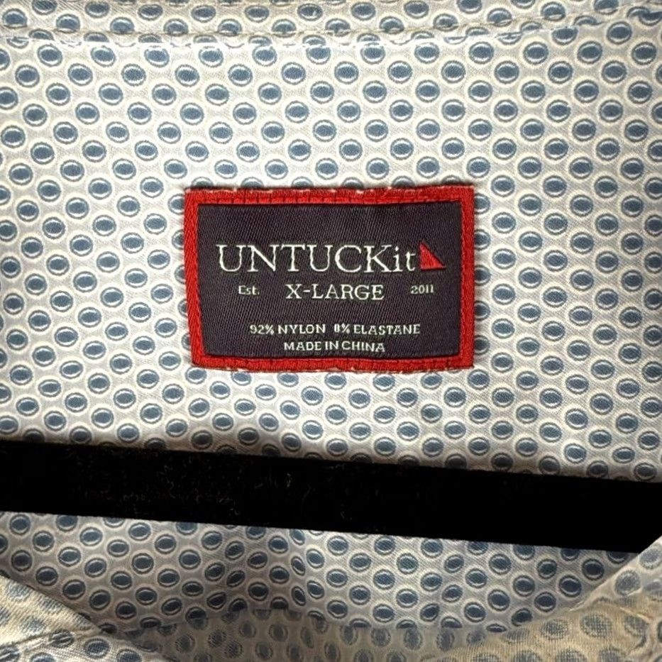 UNTUCKit UNTUCKit Blue Patterned Button Down Short Sleeve Collared Shirt XL Men Shirt Size US XL / EU 56 / 4 - 3 Thumbnail