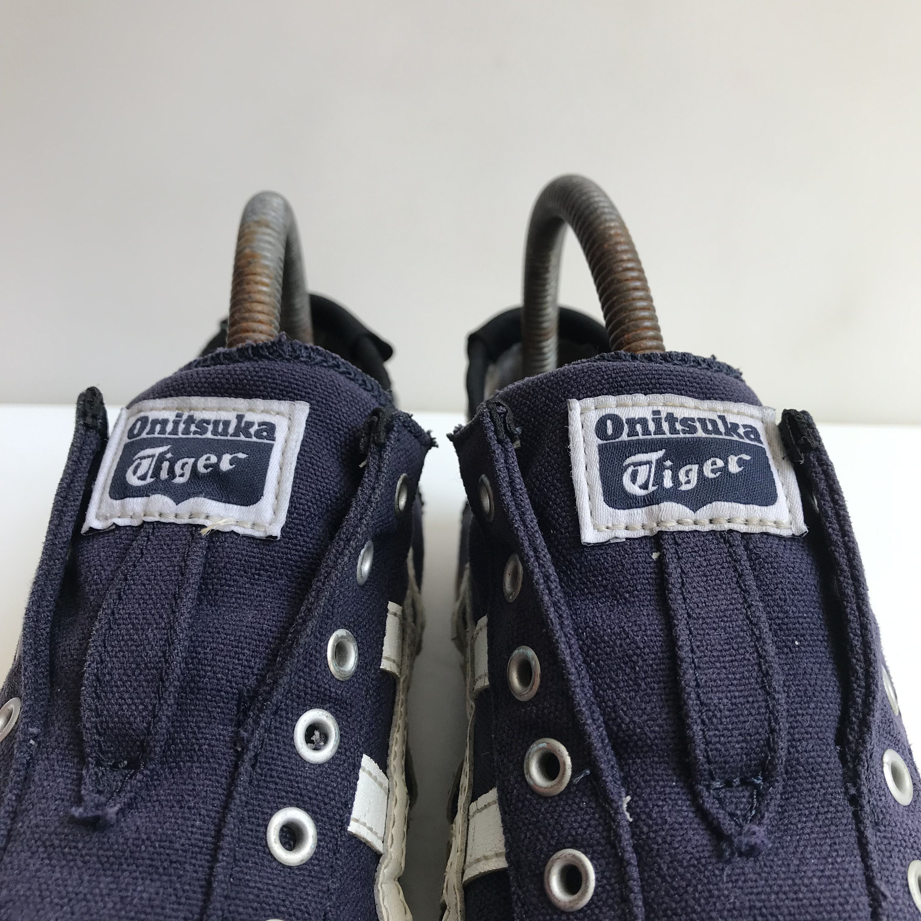 Onitsuka Tiger Onitsuka Tiger Navy Blue White line sneakers trainners Japan Size US 8.5 / EU 41-42 - 14 Thumbnail