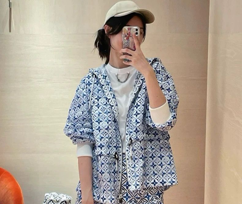 Louis Vuitton Louis Vuitton Ink presbyopia full print charge jacket Size XS / US 0-2 / IT 36-38 - 1 Thumbnail