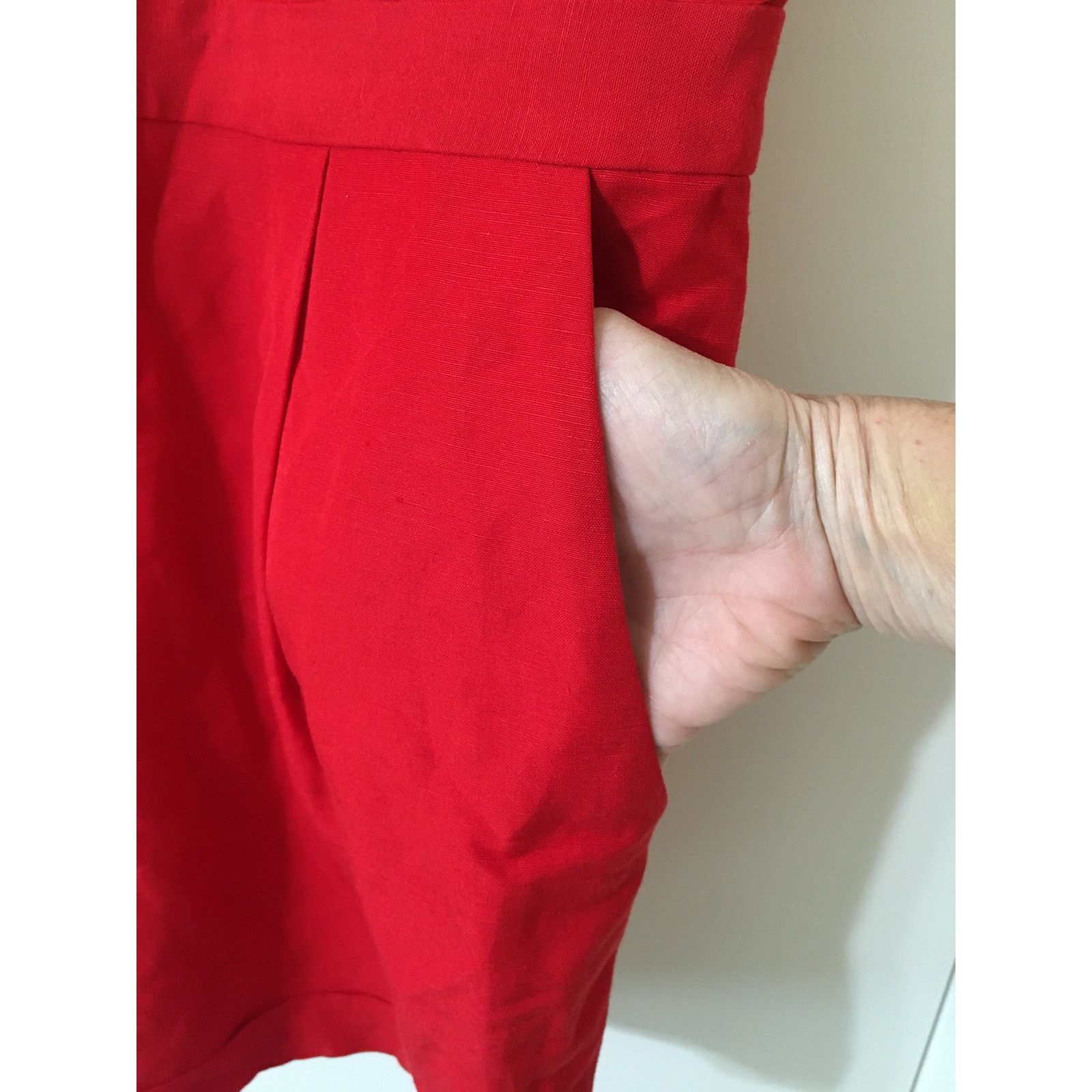 Banana Republic NWT Banana Republic Red Romper 8 Banded Waist Cuffed Pockets Size 30" / US 8 / IT 44 - 2 Thumbnail