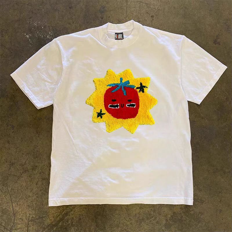 Japanese Brand × Vintage Casual trendy white sun tomato print t-shirt Size US M / EU 48-50 / 2 - 1 Thumbnail