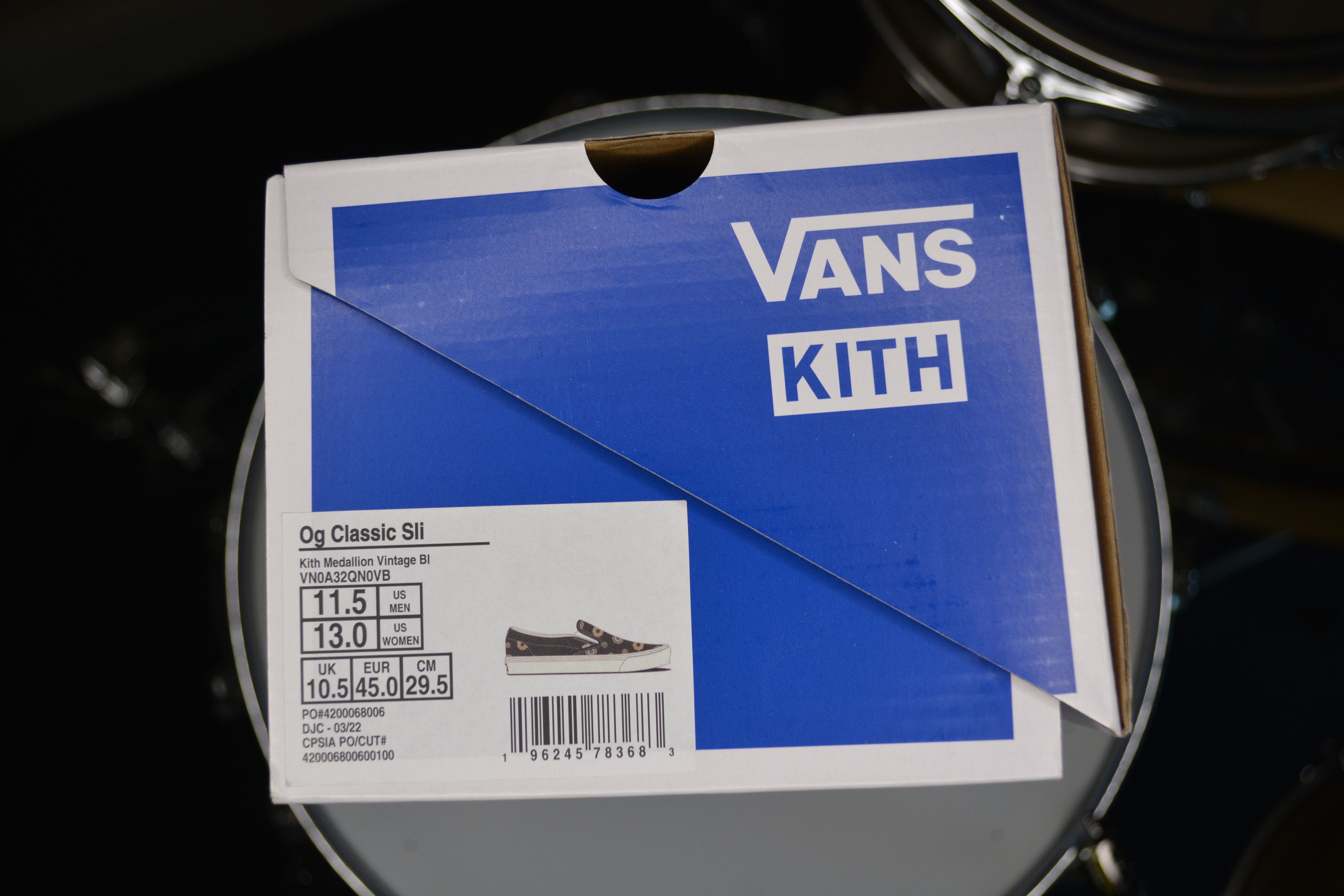 Kith × Vans Vans x Kith OG Classic Slipon Size US 11.5 / EU 44-45 - 7 Thumbnail