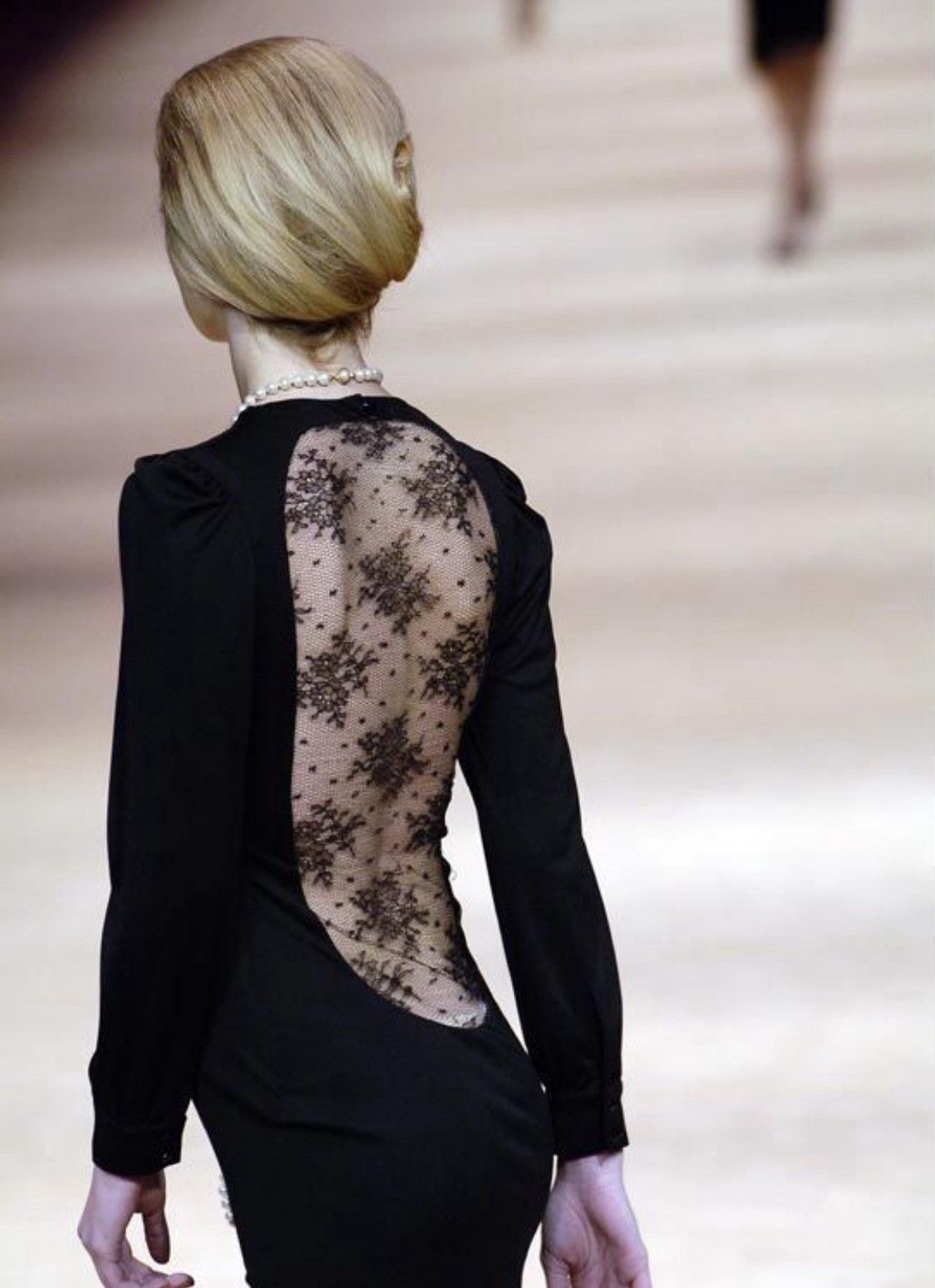 Alexander McQueen Alexander McQueen 2005 Hitchcock Runway Lace Back Maxi Dress Size M / US 6-8 / IT 42-44 - 1 Thumbnail