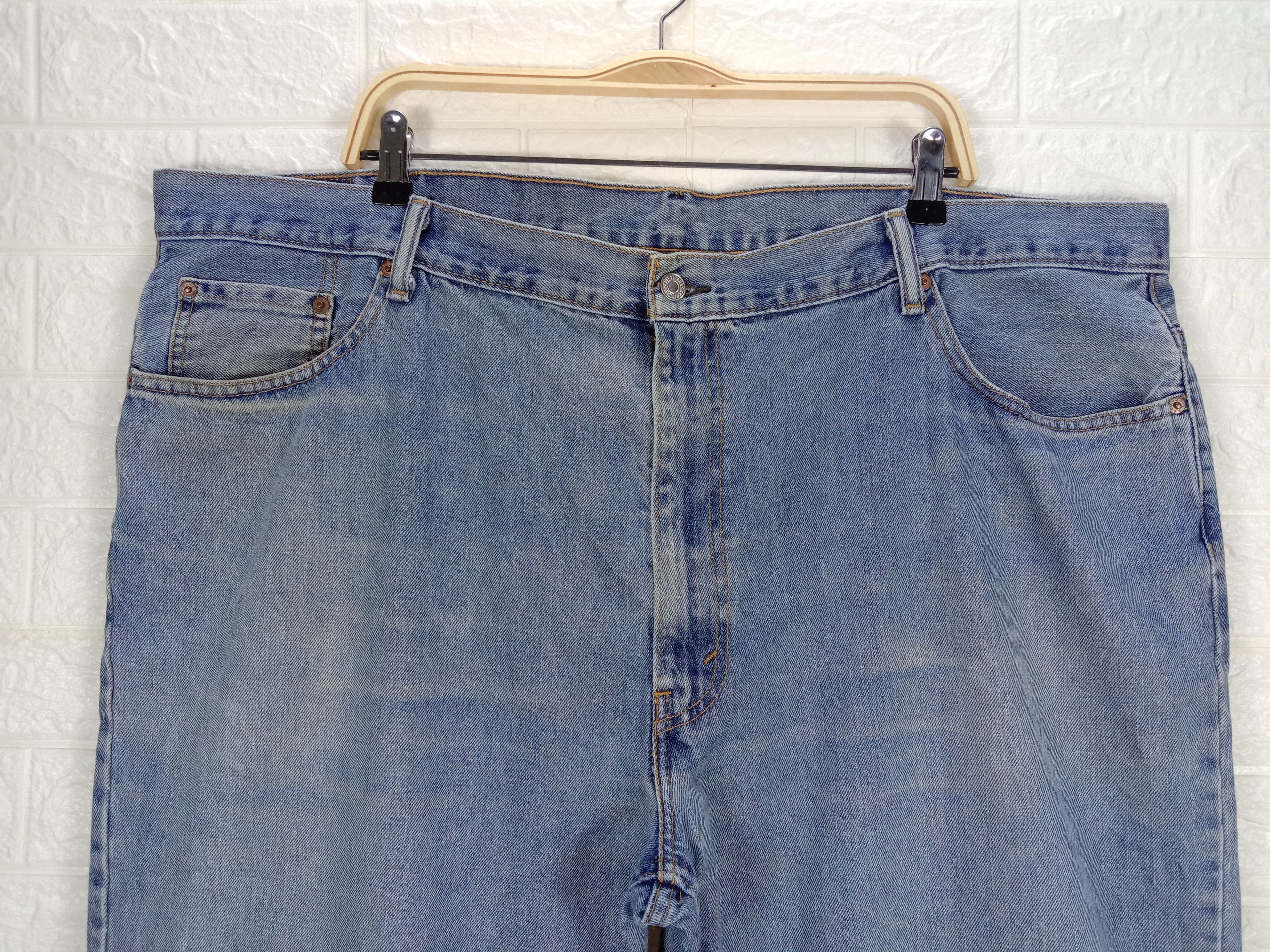 Levi's Vintage Levi's 550 Jeans Blue Wash Denim Over Size 48x43 Size US 44 / EU 60 - 2 Thumbnail