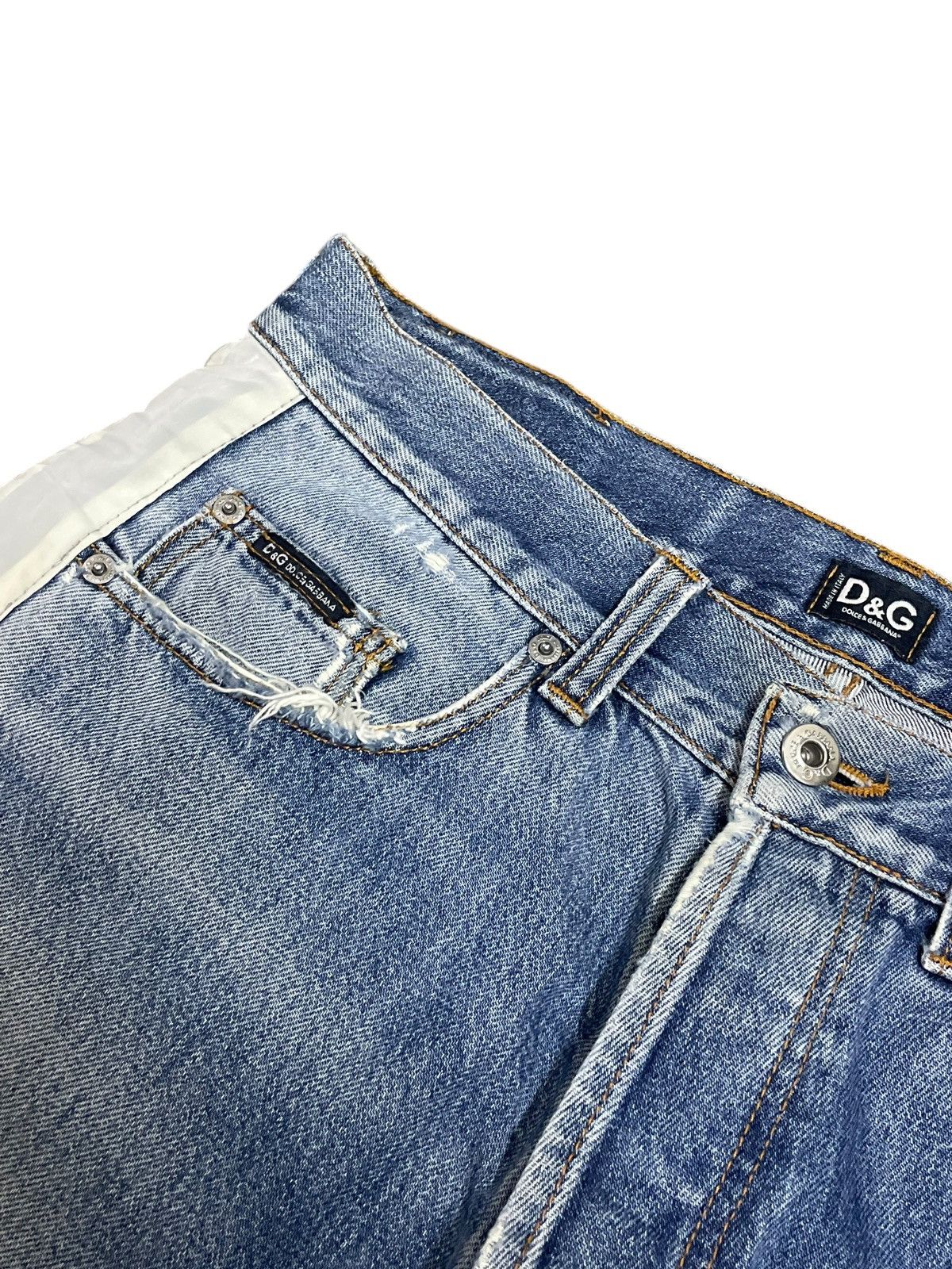 Dolce & Gabbana Vintage Y2K Dolce & Gabbana Distressed Side Tape Short Jeans Size US 32 / EU 48 - 8 Thumbnail