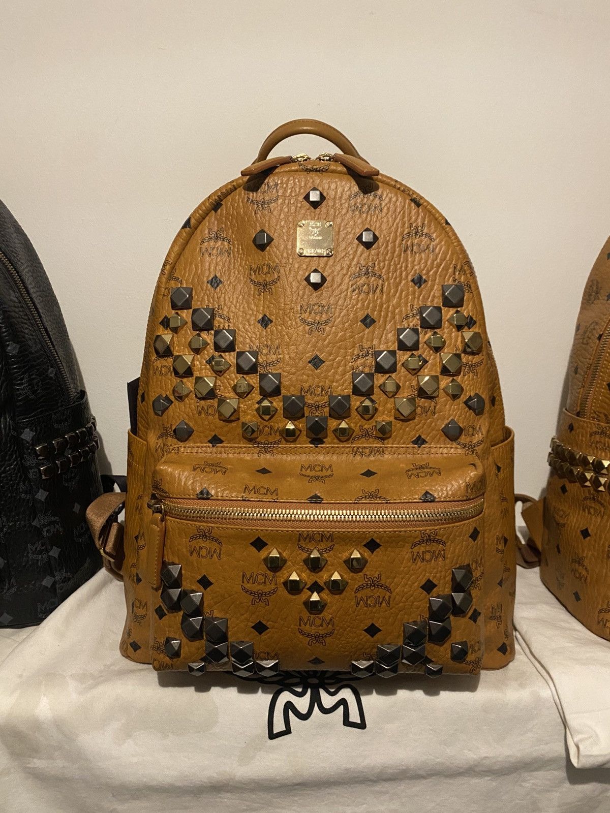 MCM MCM M Studs Cognac Large Backpack Size 46 - 1 Thumbnail