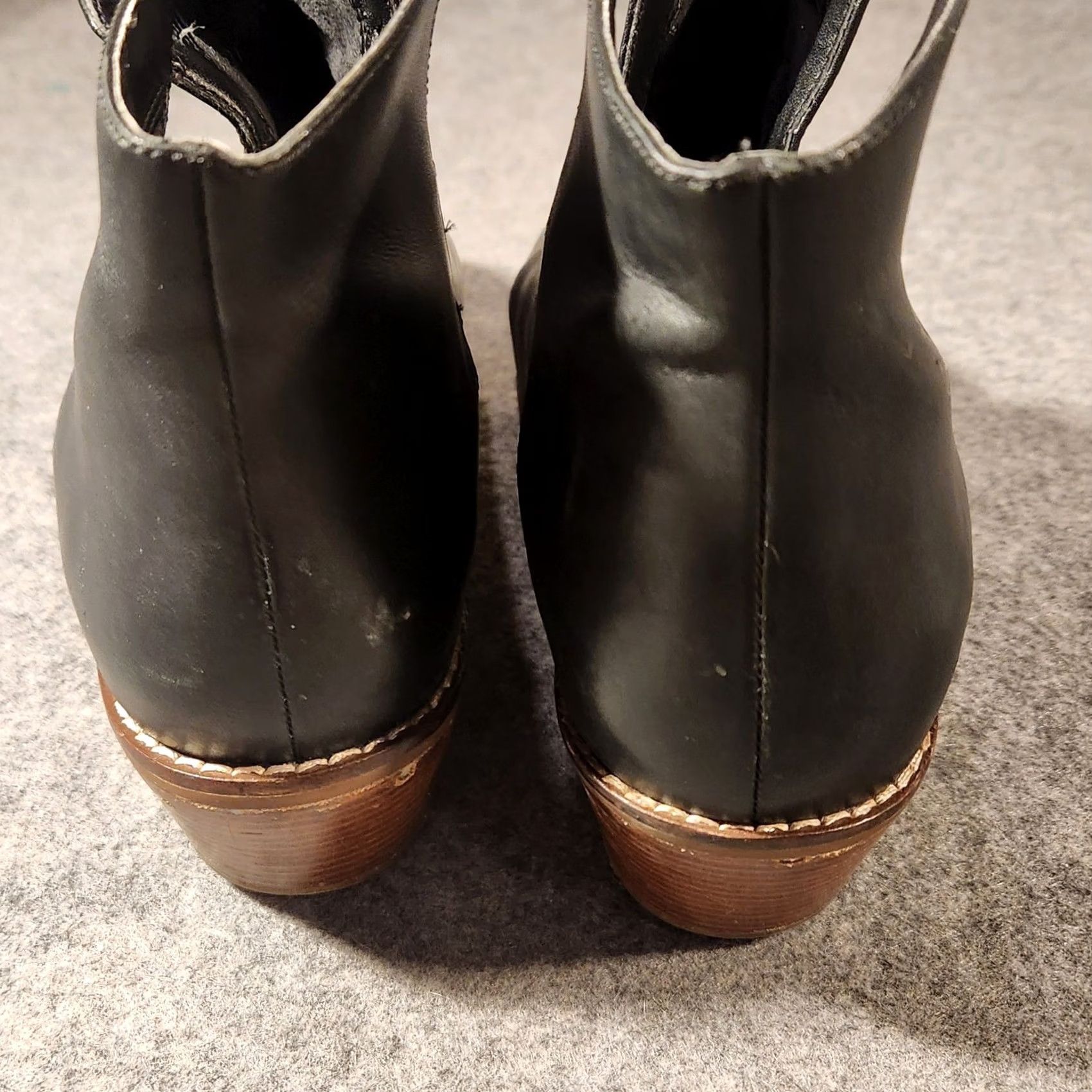 Cole Haan VINTAGE Cole Haan Black Leather Ankle Boots Women's Size 9.5 B Side Zip Low Heel Boots Size US 10 / IT 40 - 6 Thumbnail
