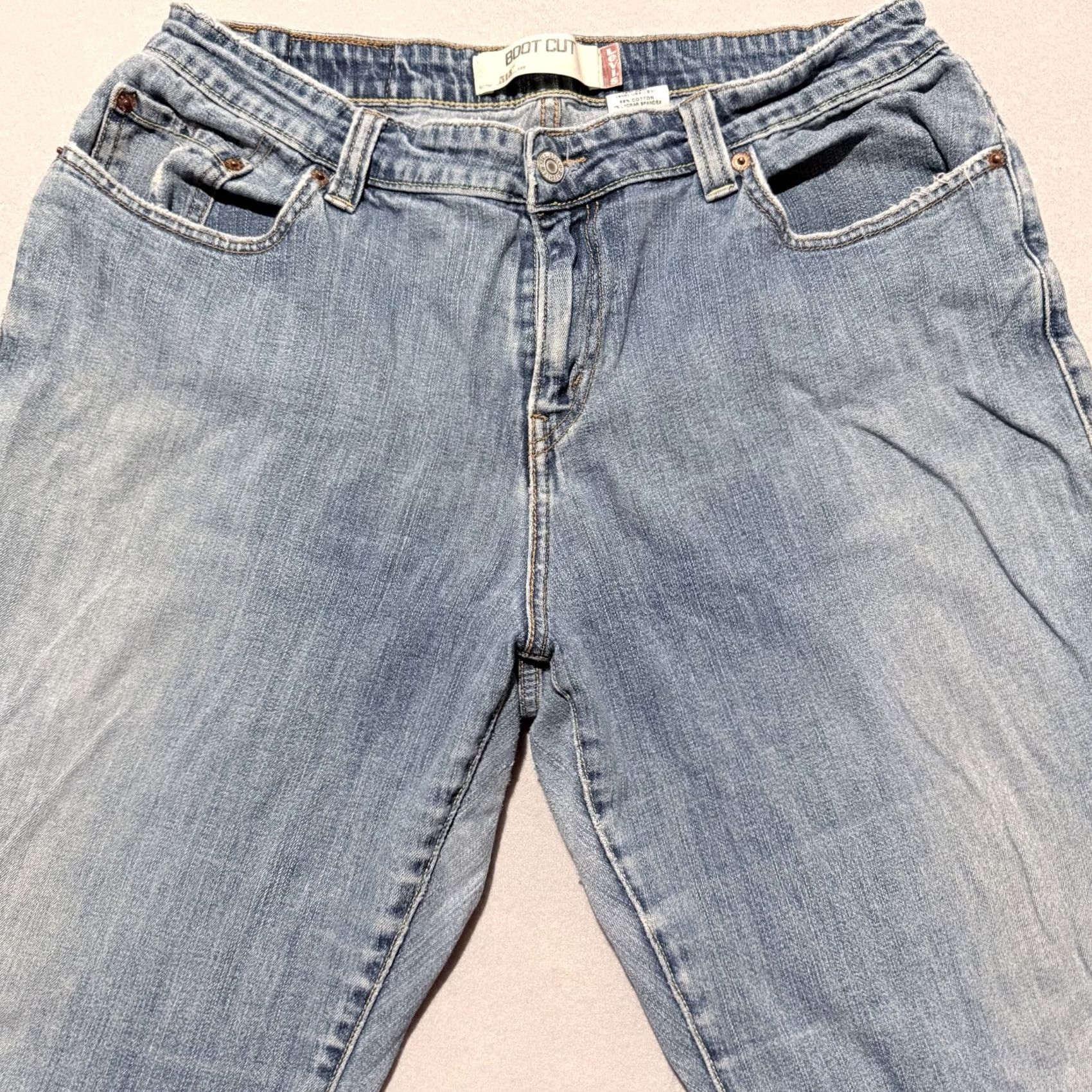 Levi's Levi's 515 Jeans Women's 16S Medium Wash Denim Stretch High-Rise Bootcut Blue Women Sized 16 Regular Jeans 515 Bootcut Size 38" / US 16 / IT 52 - 3 Thumbnail