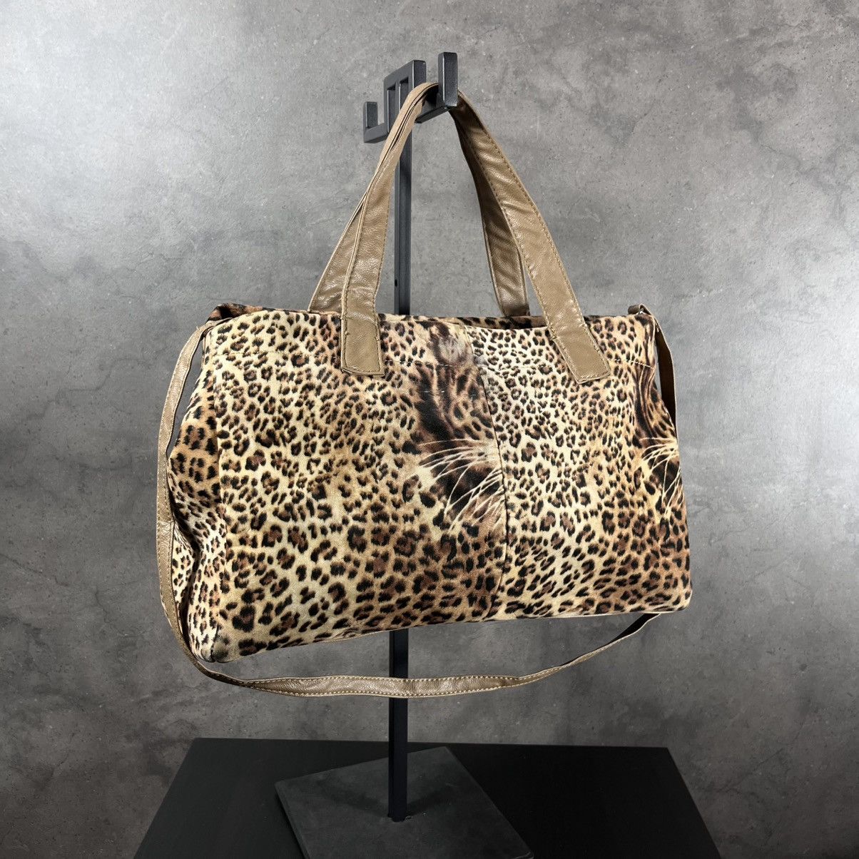 Japanese Brand Vintage Y2K Leopard Print Avant Garde Hand Shoulder Bag Size ONE SIZE - 9 Thumbnail