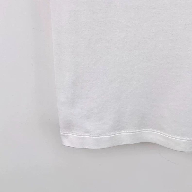 Louis Vuitton Louis Vuitton White Chain Badge Printed Cotton Crew Neck S Size L / US 10 / IT 46 - 5 Thumbnail