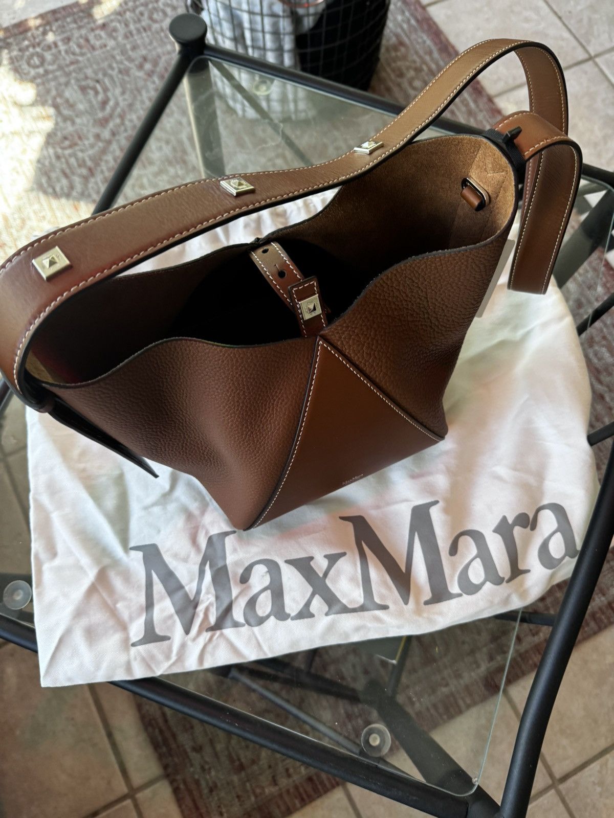 Max Mara Max Mara Small Deer Print Leather Bucket Bag Size ONE SIZE - 3 Thumbnail