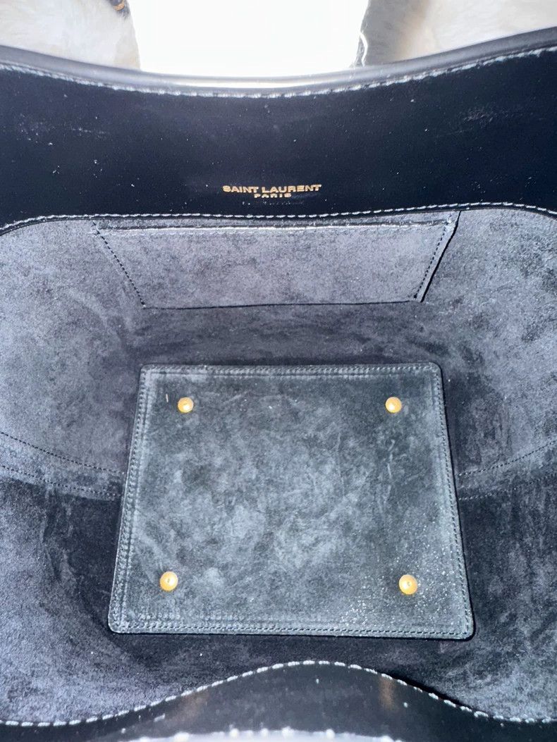 Saint Laurent Paris Saint Laurent Paris Small black gold cowhide bucket hobo b Size ONE SIZE - 6 Thumbnail