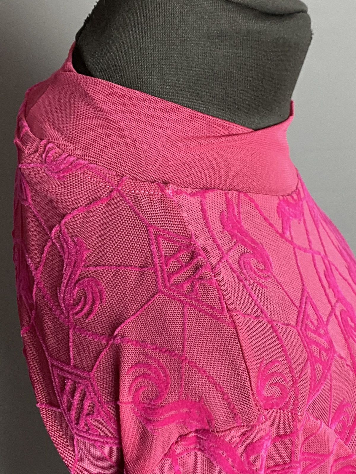 Han Kjobenhavn Han Kjobenhavn Pink Sheer Mesh Monogram Long Sleeve Top 36 Size XS / US 0-2 / IT 36-38 - 11 Thumbnail