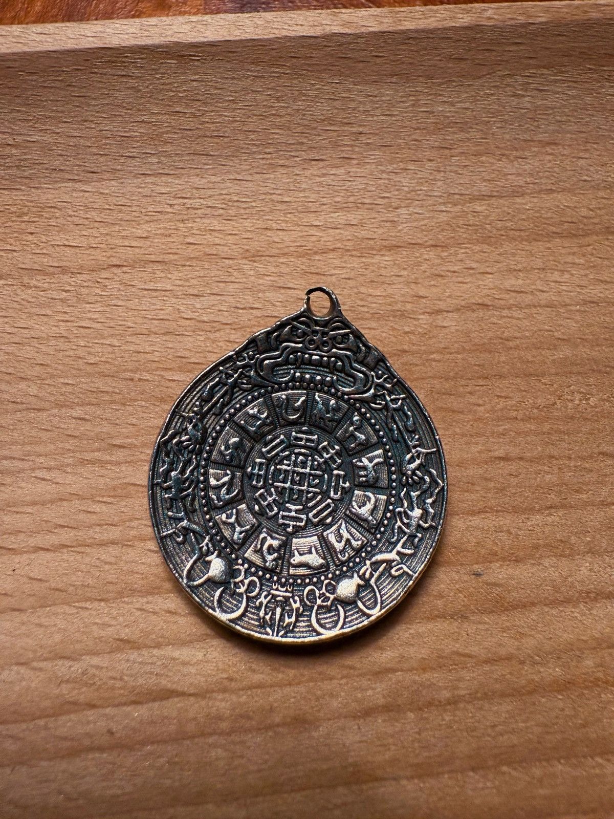 Other Vintage-Style Chinese Zodiac & Aztec Pendant (Needs Repair) Size ONE SIZE - 1 Thumbnail