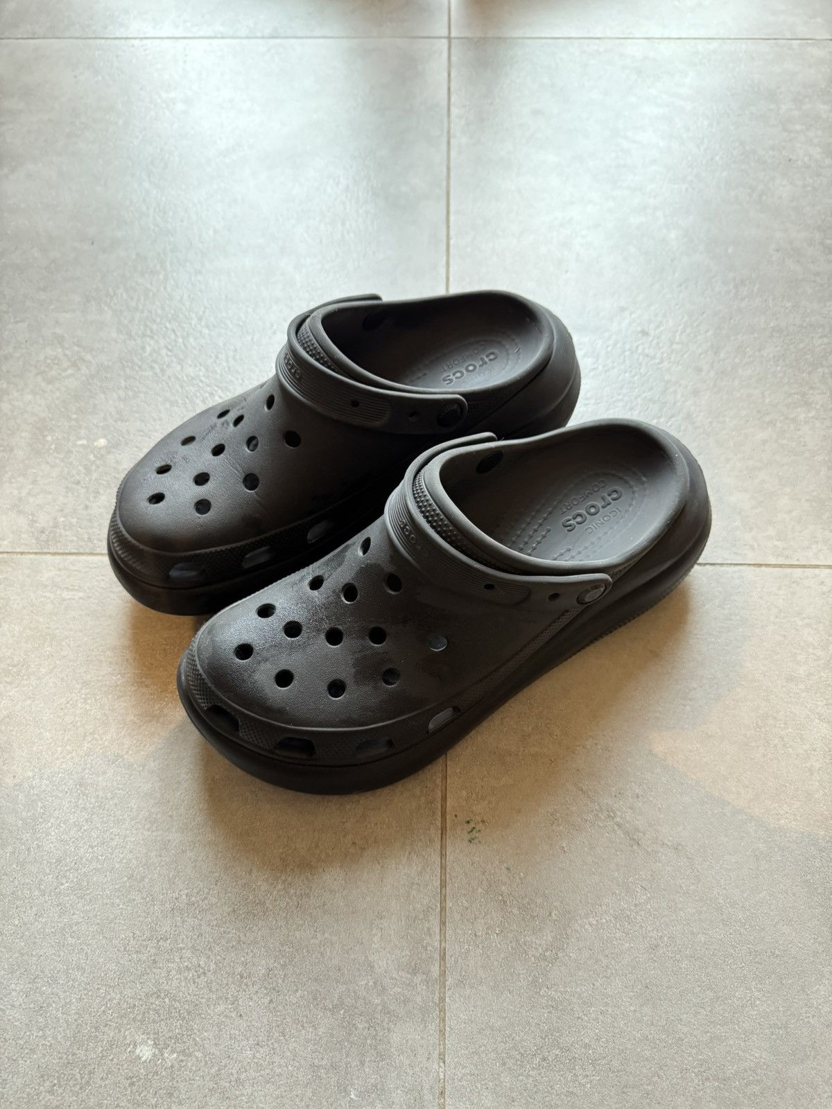 Crocs Classic Crush Clog Size US 10 / EU 43 - 1 Thumbnail