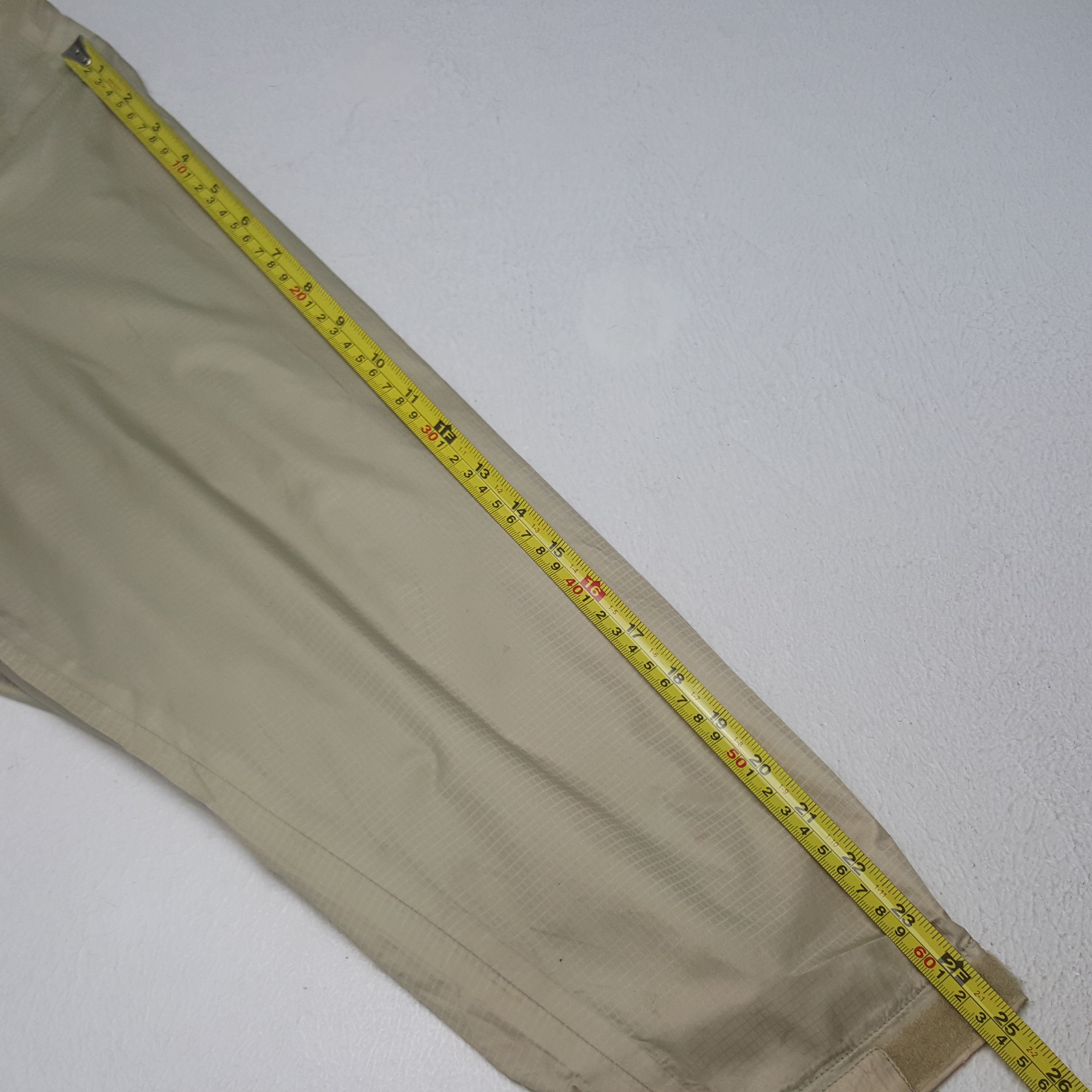 Helly Hansen Vintage Helly Hansen Tach Windbreaker Jacket Size US L / EU 52-54 / 3 - 11 Thumbnail