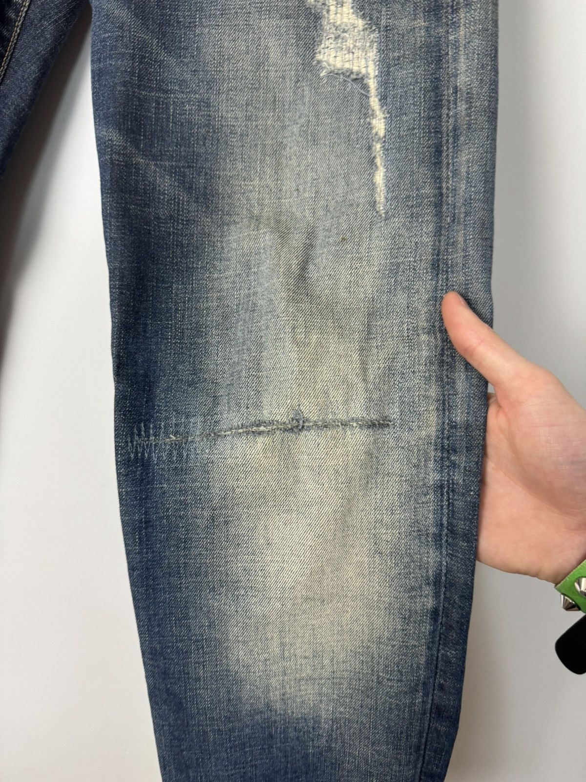 Japanese Brand Distressed Slim Fit Jeans Vintage Wash Denim Leather detail Size US 30 / EU 46 - 11 Thumbnail