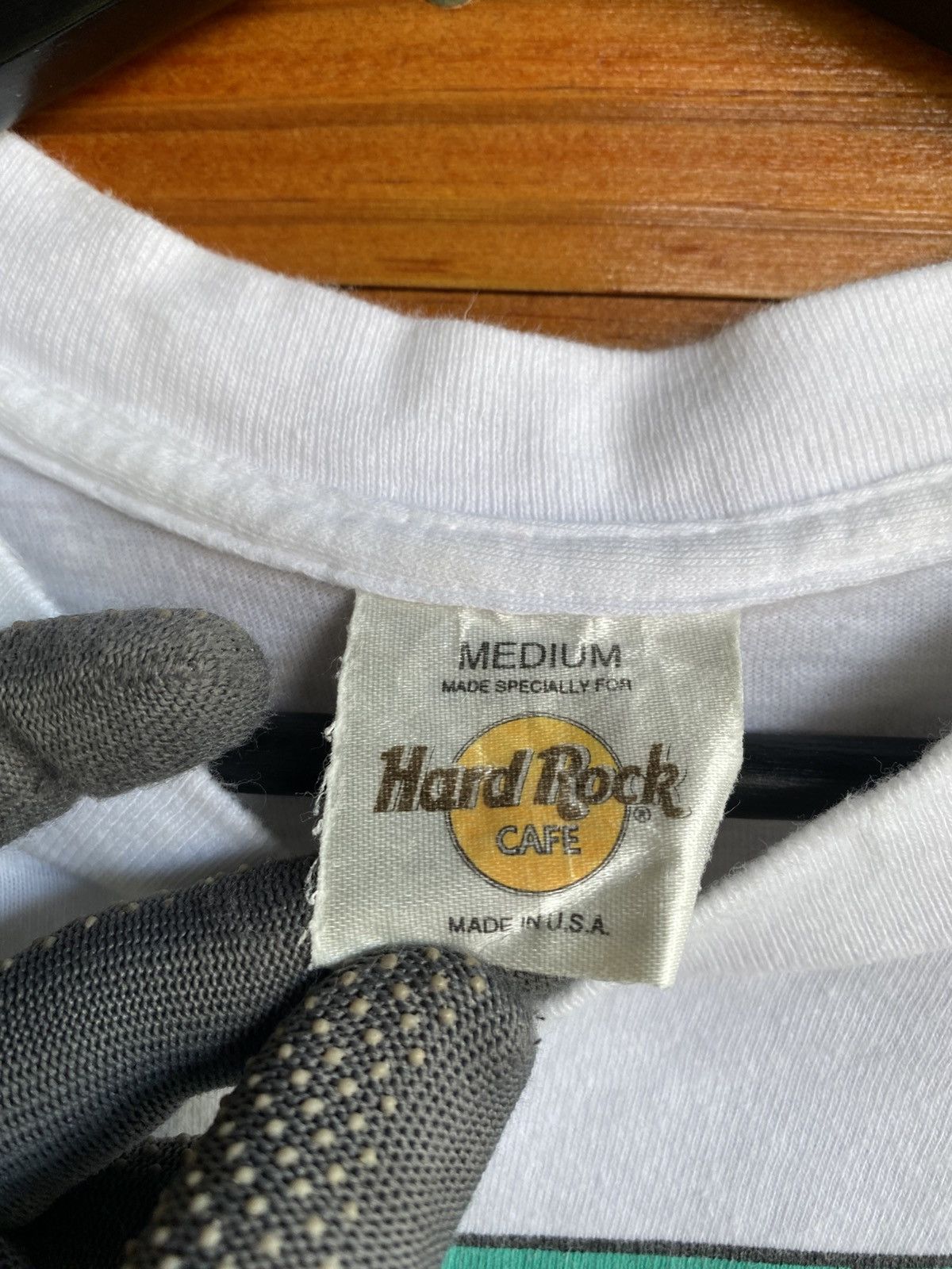 Hard Rock Cafe Vintage 90s Hard Rock Cafe Boston Pop Art Logo T-Shirt White Size US M / EU 48-50 / 2 - 7 Thumbnail