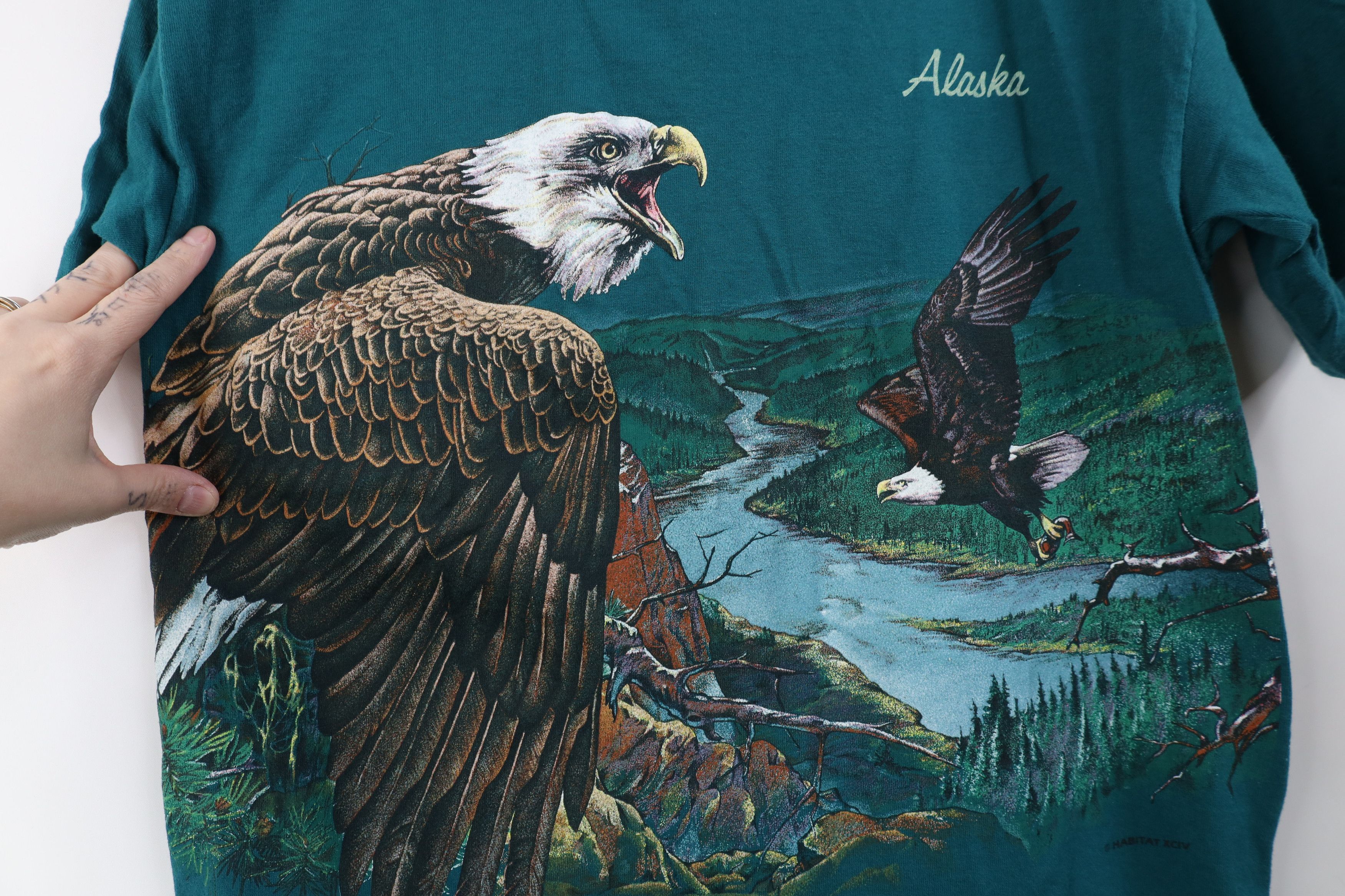 Vintage Vintage 90s Streetwear Eagle All Over Print T-Shirt USA Size US M / EU 48-50 / 2 - 5 Thumbnail