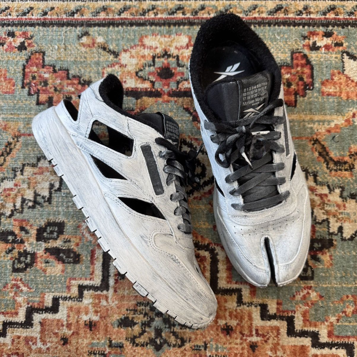 Maison Margiela × Reebok Maison Margiela X Reebok Tabi Cut-Out Painted ...
