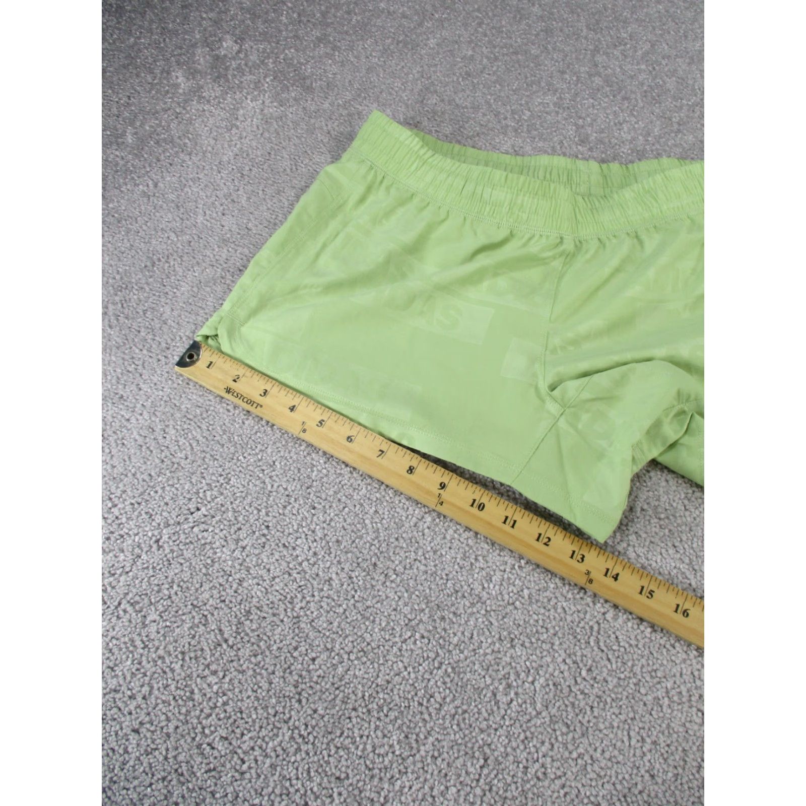 Adidas Adidas Shorts Womens Large Aeroready Green Lightweight Linerless Size 36" / US 14 / IT 50 - 4 Thumbnail