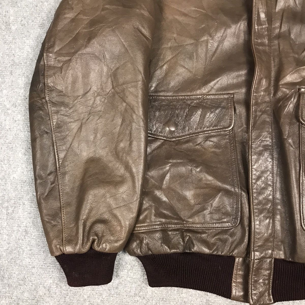 L.L. Bean VINTAGE LL.BEAN BROWN LEATHER BOMBER JACKET Size US S / EU 44-46 / 1 - 3 Thumbnail