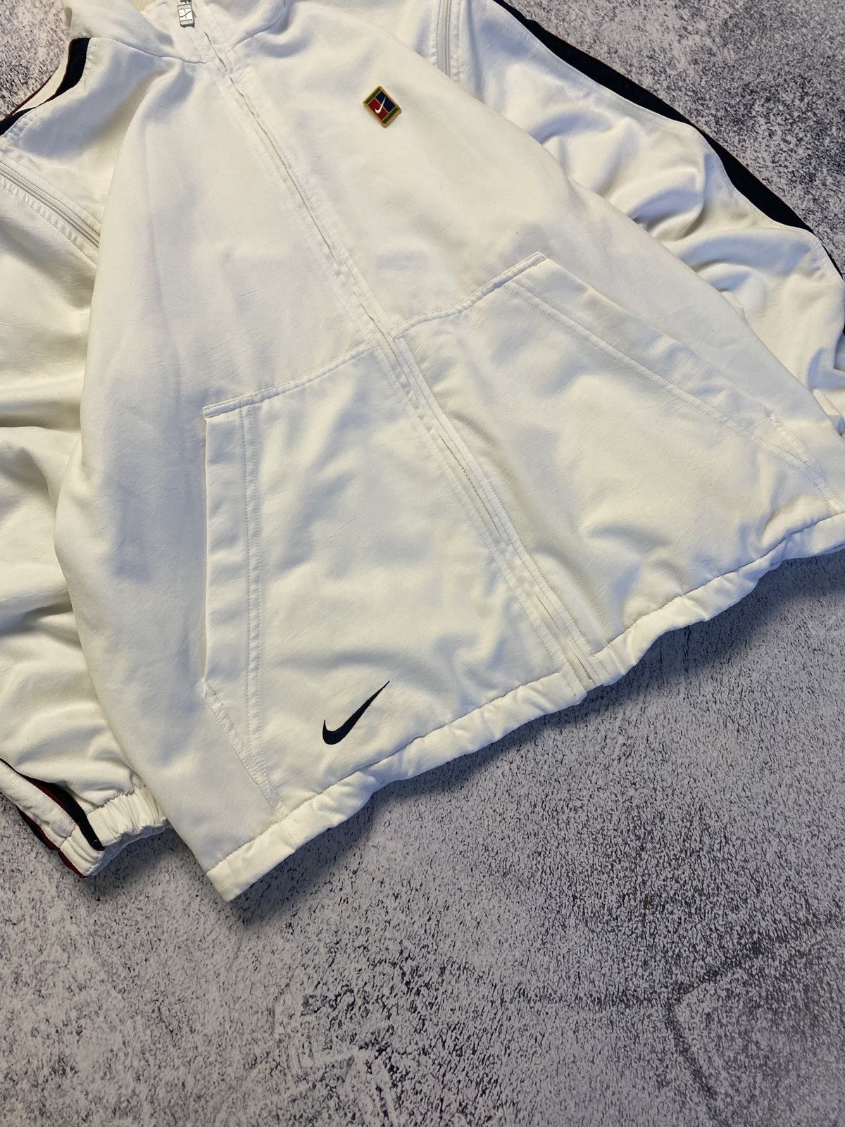 Nike × Vintage Vintage 90's Nike Court 2 in 1 White Boxy Track Jacket Drill Size US XL / EU 56 / 4 - 9 Thumbnail