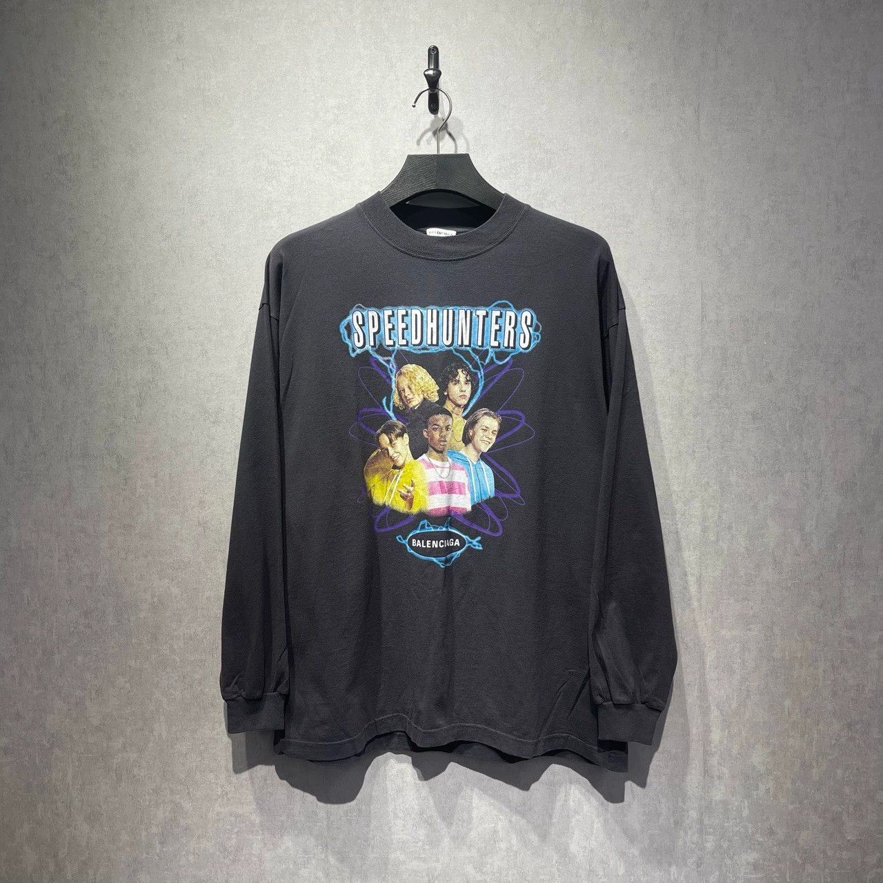 Balenciaga Balenciaga Portrait Print Long Sleeve T-shirt - dmc Size US S / EU 44-46 / 1 - 1 Thumbnail