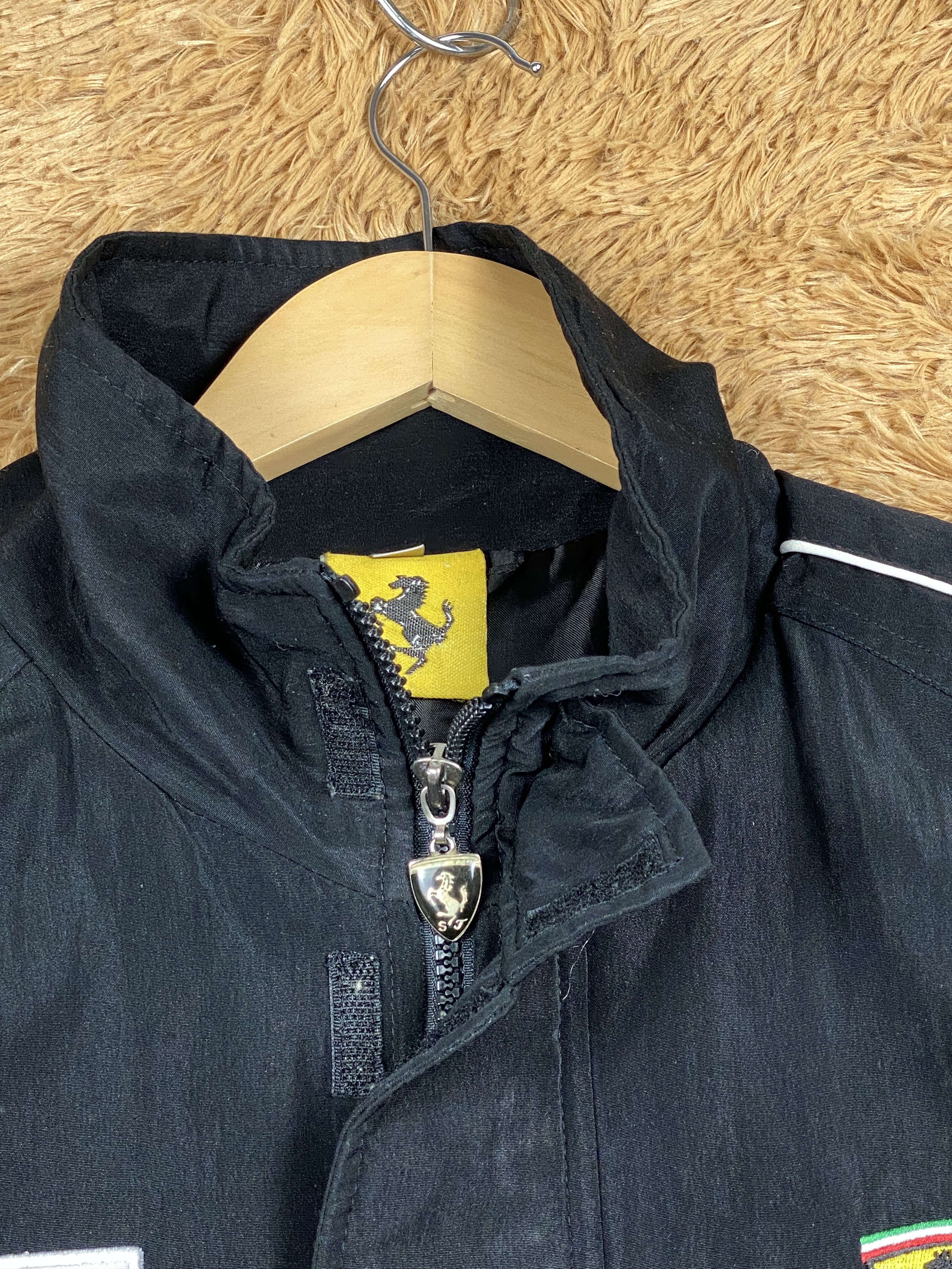 Vintage Ferrari F1 Racing Jacket J1640