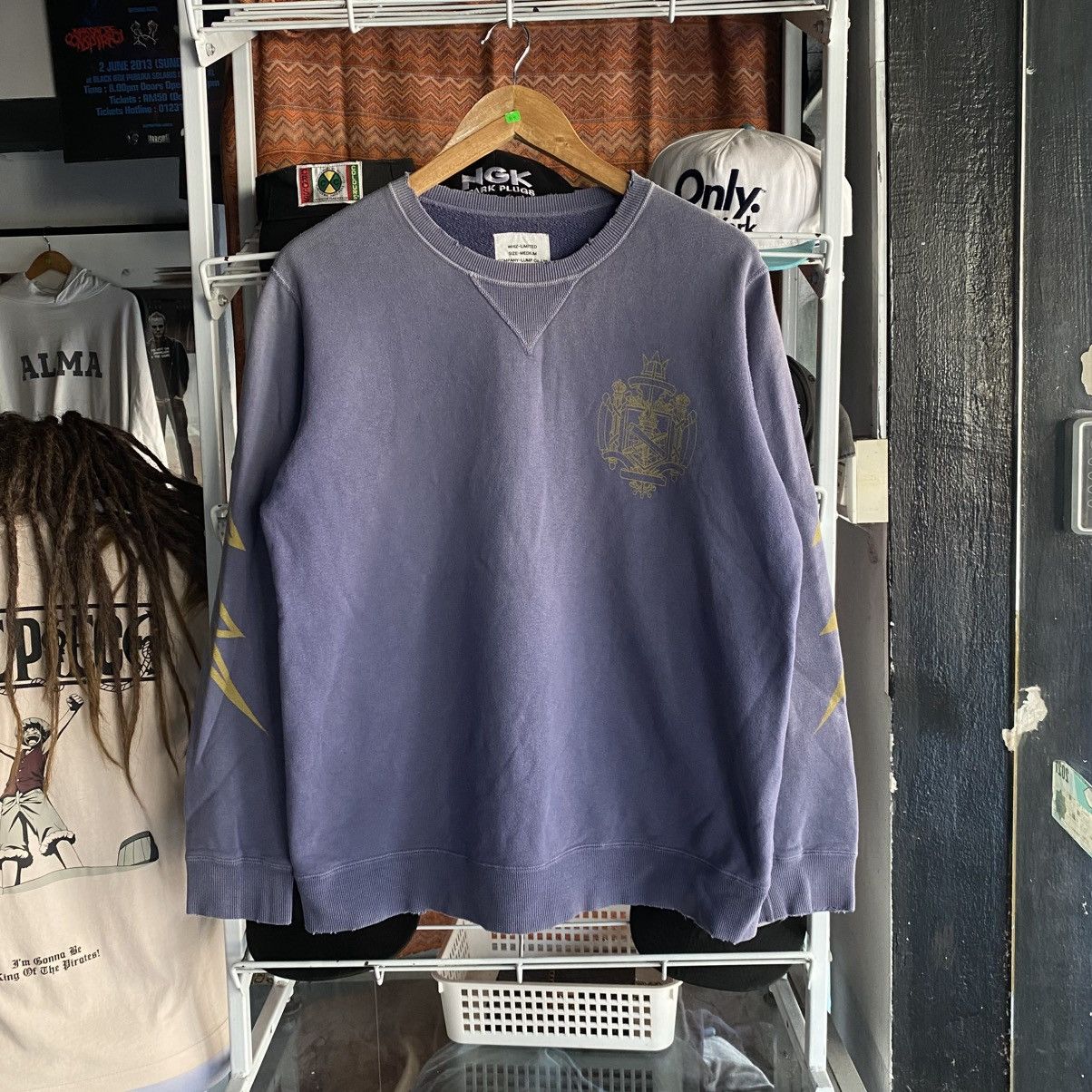WHIZ LIMITED 09AW Faded Wash Crewneck Sweatshirt w/ Lightning Bolt Crest Size US M / EU 48-50 / 2 - 1 Thumbnail