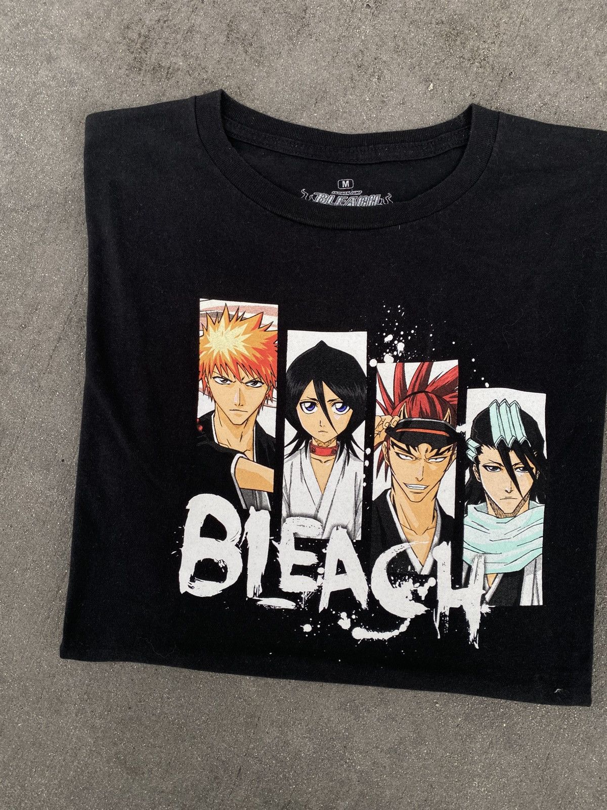 Anime Anime Bleach Ichigo Rukia Renji Byakuya Size US M / EU 48-50 / 2 - 5 Thumbnail