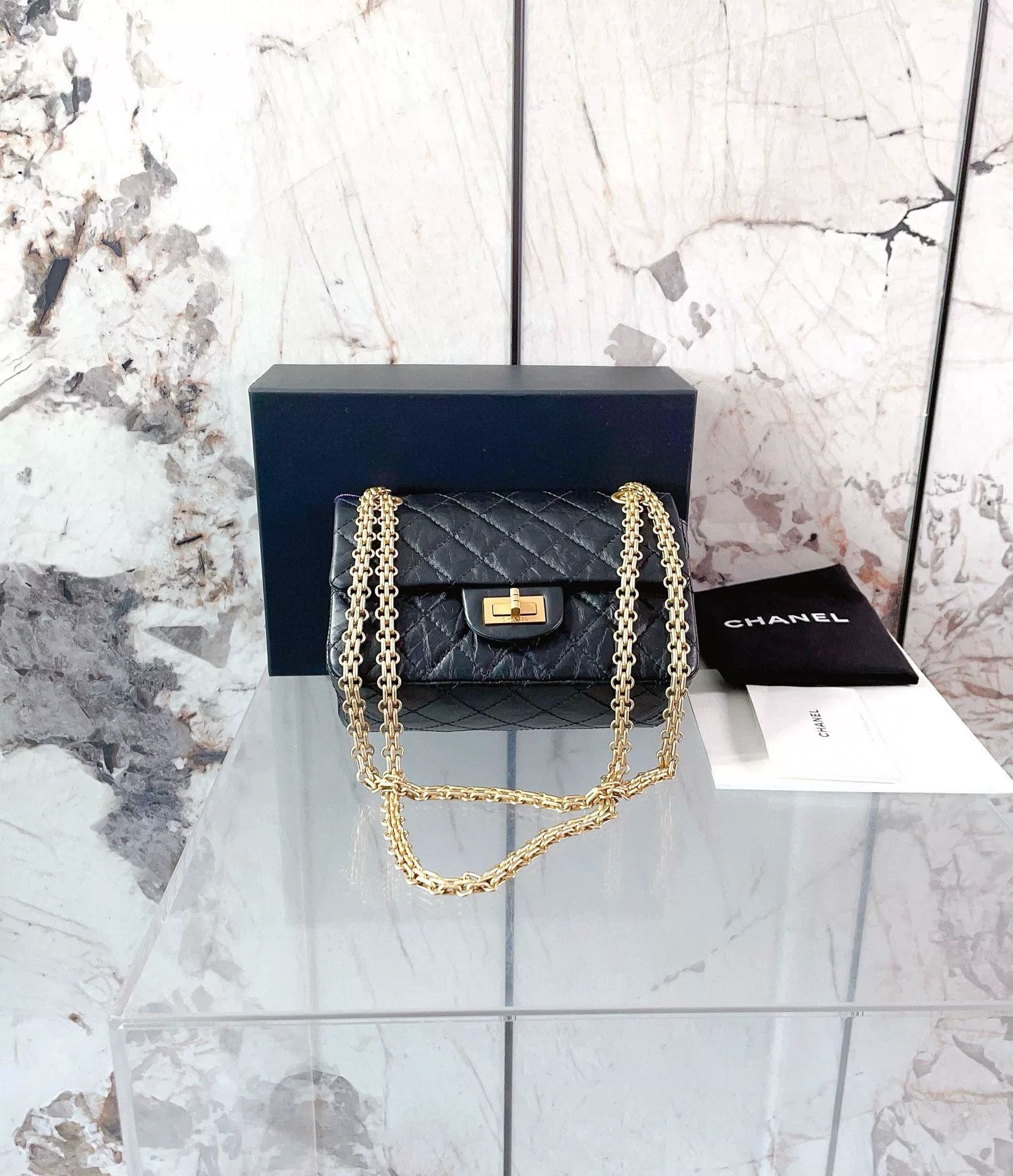 Chanel Pre-loved Bag Very good condition Size ONE SIZE - 1 Thumbnail