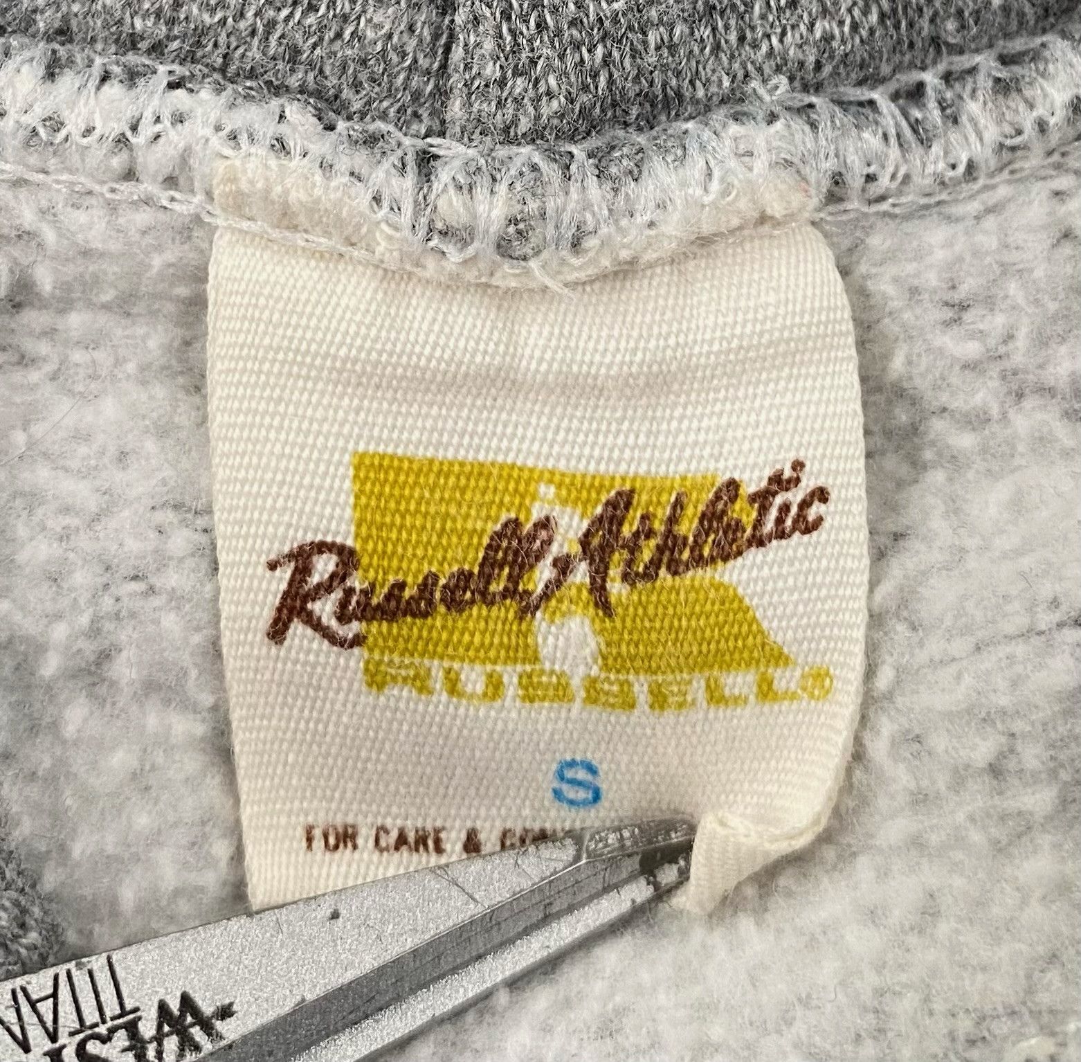 Russell Athletic 70’s Russell Athletic Georgia Tech Distressed Hoodie Small Size S / US 4 / IT 40 - 5 Thumbnail