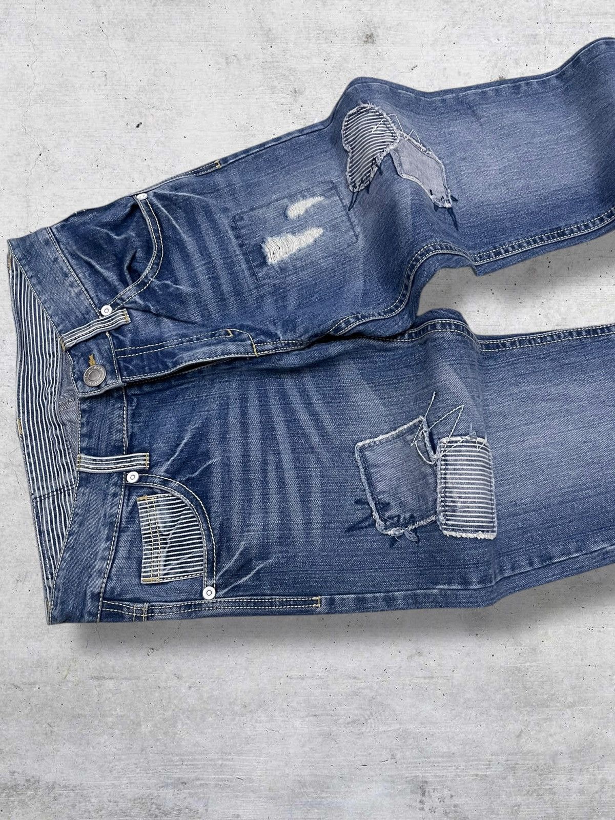 Japanese Brand VINTAGE CAESSE CFAFTES JAPAN DESIGNER ART PATCHWORK DENIM Size US 30 / EU 46 - 8 Thumbnail