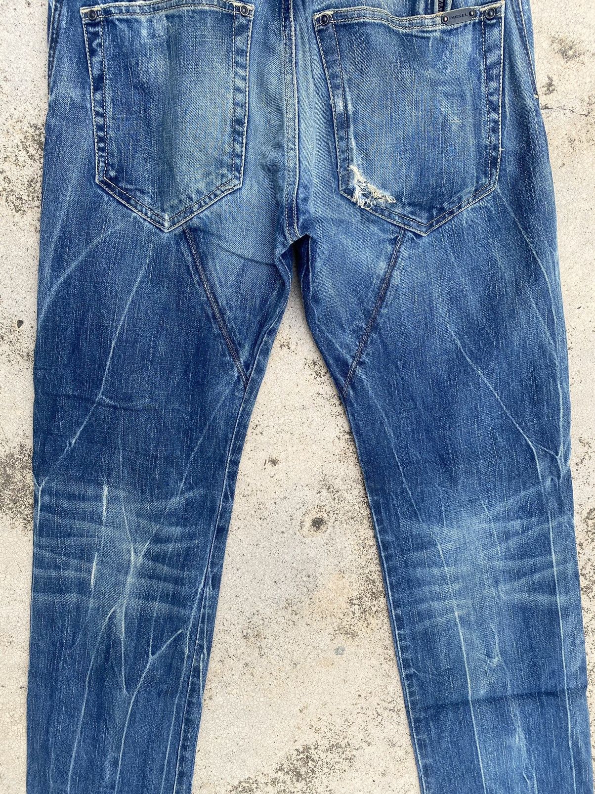 Designer × Diesel Diesel Distressed Claw Mark Faded Denim Jeans Size US 30 / EU 46 - 17 Thumbnail