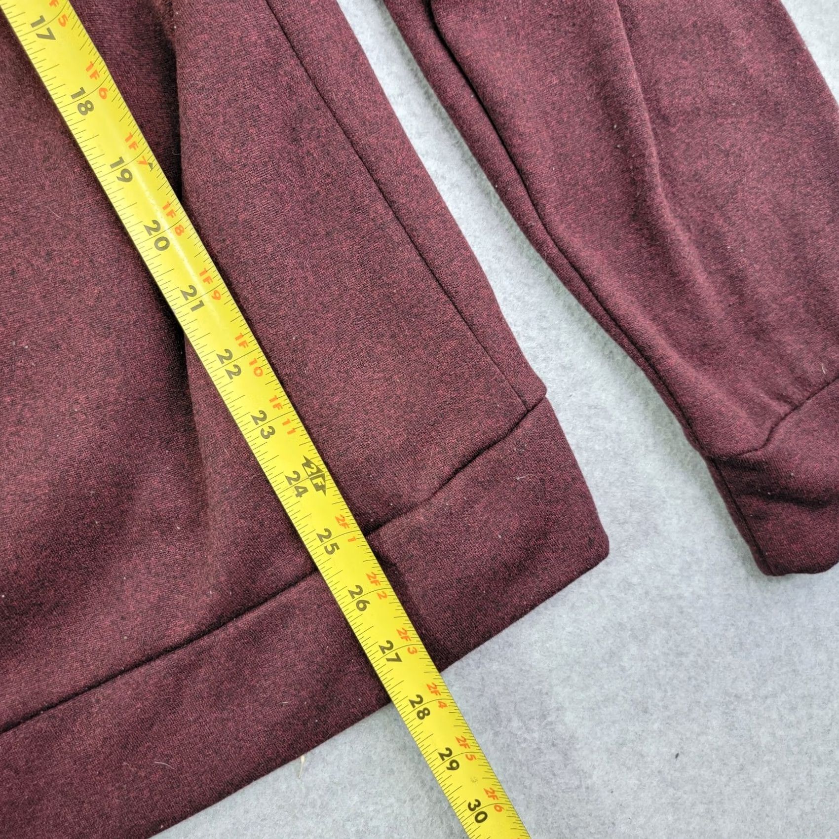 Vintage LEGENDS hoodie Mens M 1/4 Zip Sweatshirt pullover Red Solid Knit Logo 1/4 Zip Classic (no extra text) Size US M / EU 48-50 / 2 - 7 Thumbnail
