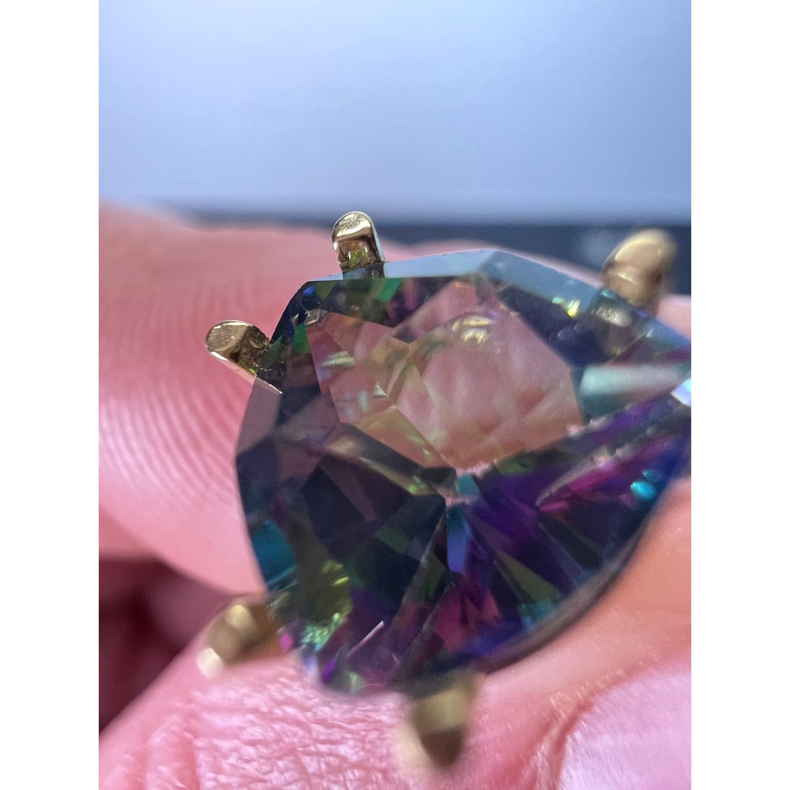 Other 14k gold trilliant mystic fire topaz stud earrings Size ONE SIZE - 11 Thumbnail