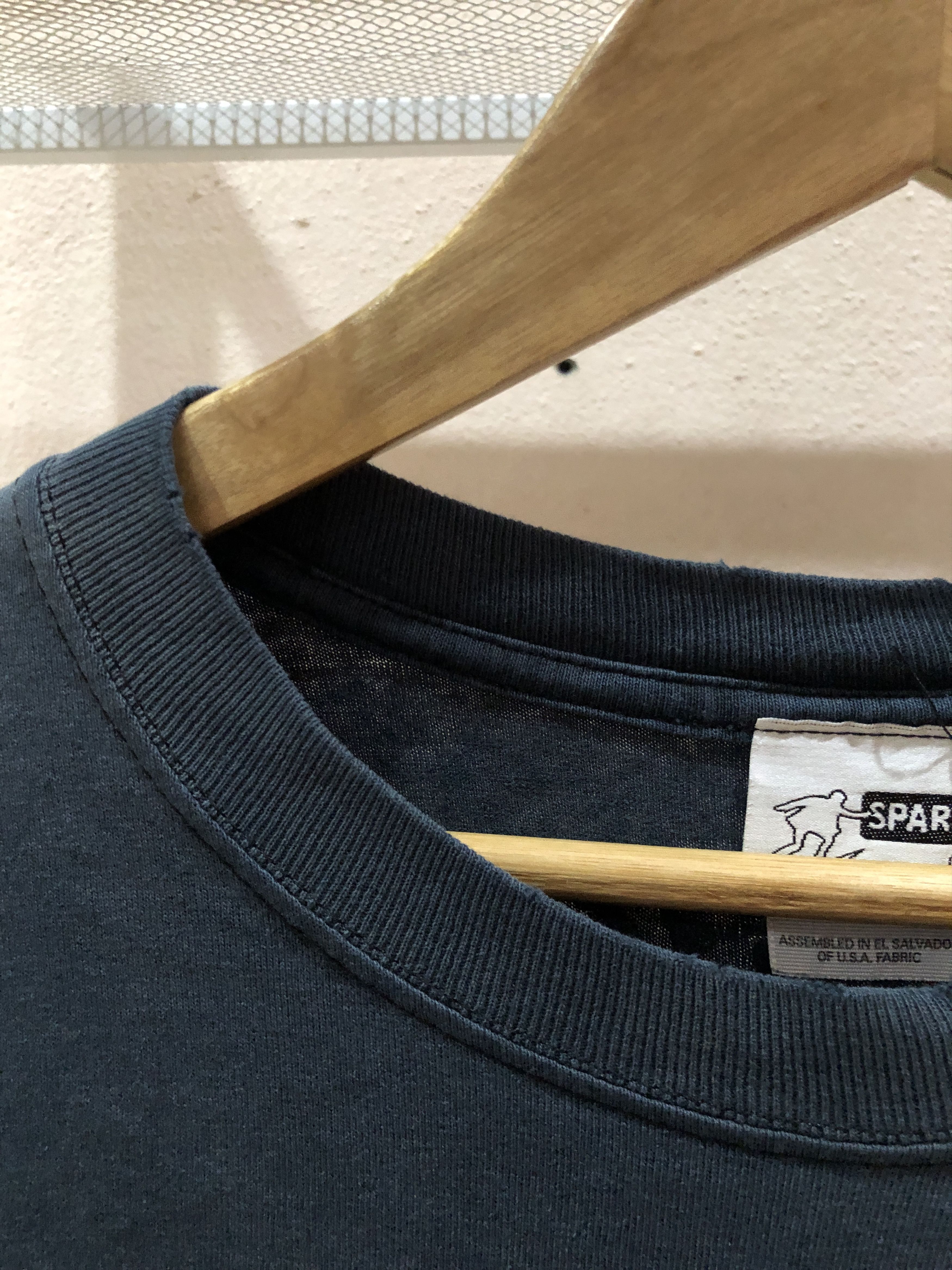 Vintage Vintage 90s Spark Skateboard Surf Tshirts Size US M / EU 48-50 / 2 - 4 Thumbnail