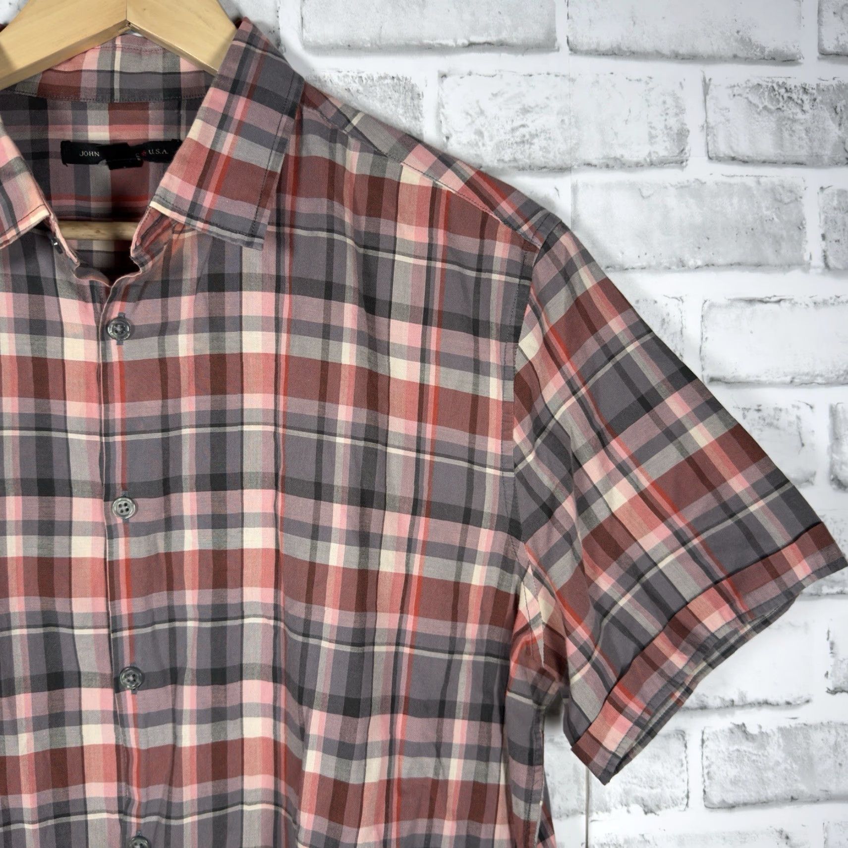 John Varvatos VINTAGE John Varvatos Plaid Short Sleeve Button Down Shirt Mens Size L Size US L / EU 52-54 / 3 - 2 Thumbnail