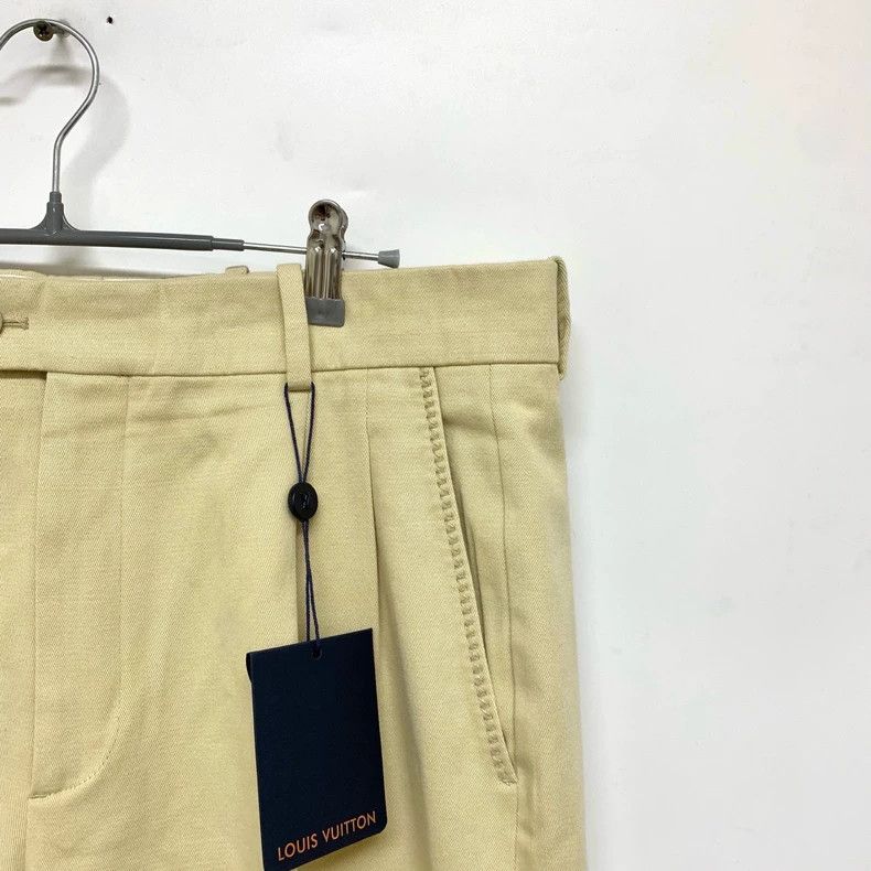 Louis Vuitton Louis Vuitton size US 50 Beige slacks pants Size US 34 / EU 50 - 5 Thumbnail