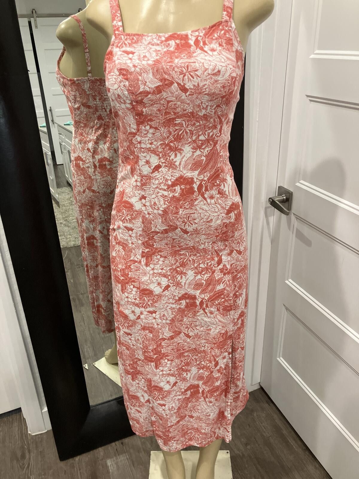 Old Navy Coral and White Floral Print Midi Dress with Square Neck Size S / US 4 / IT 40 - 1 Thumbnail